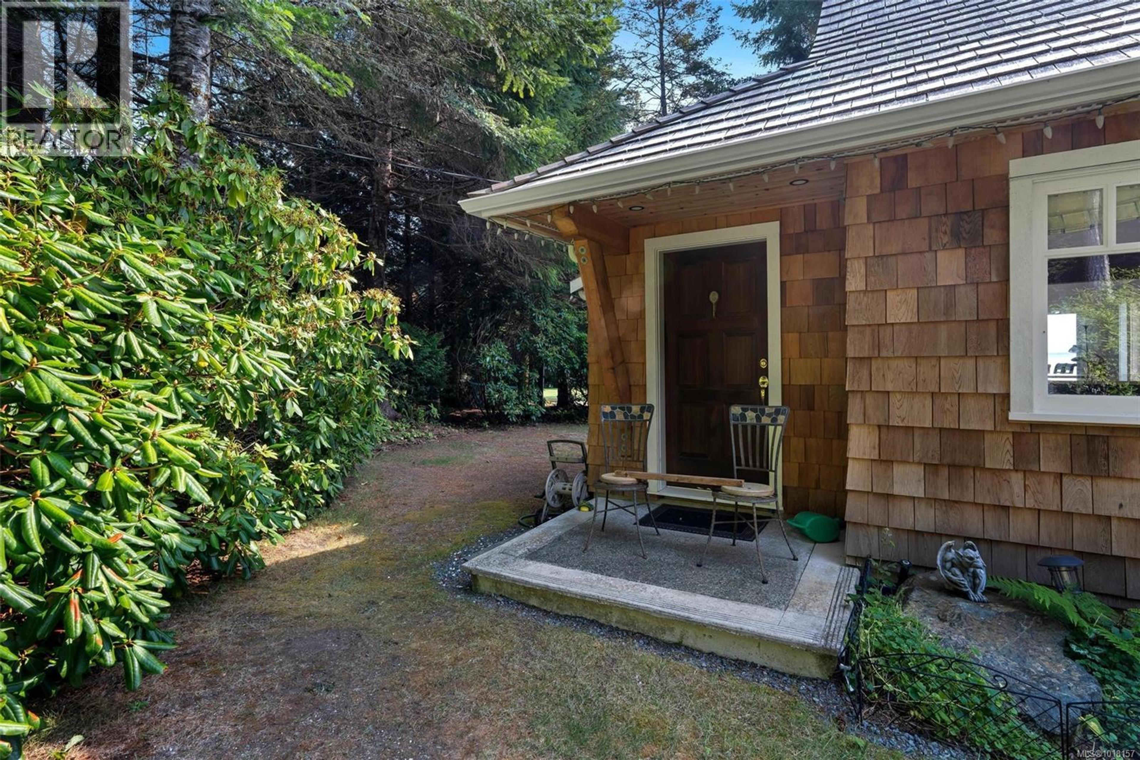 9259 Invermuir Rd, Sooke - Exteriors - Photo 11