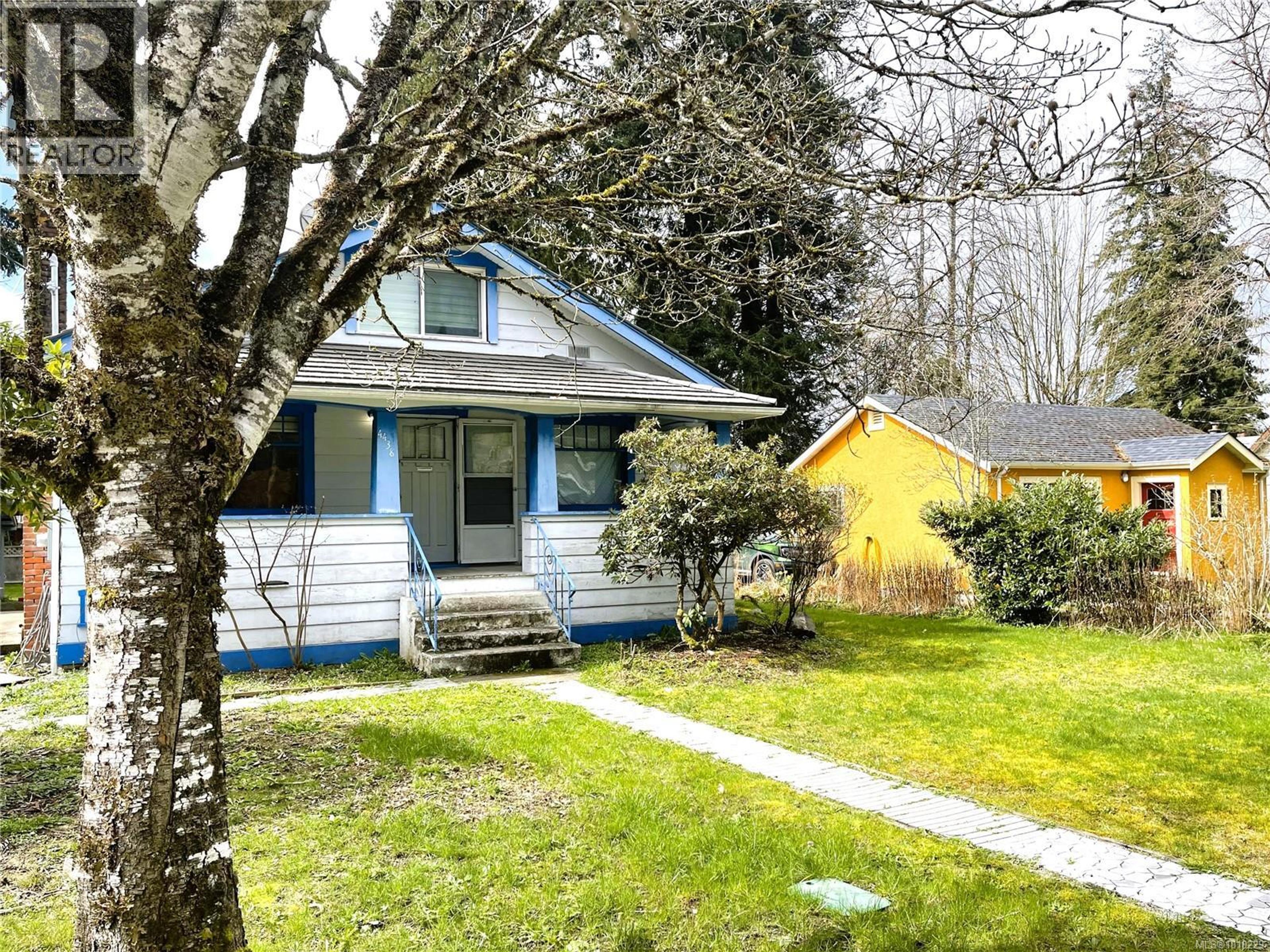 4438 ADELAIDE ST - Image 2