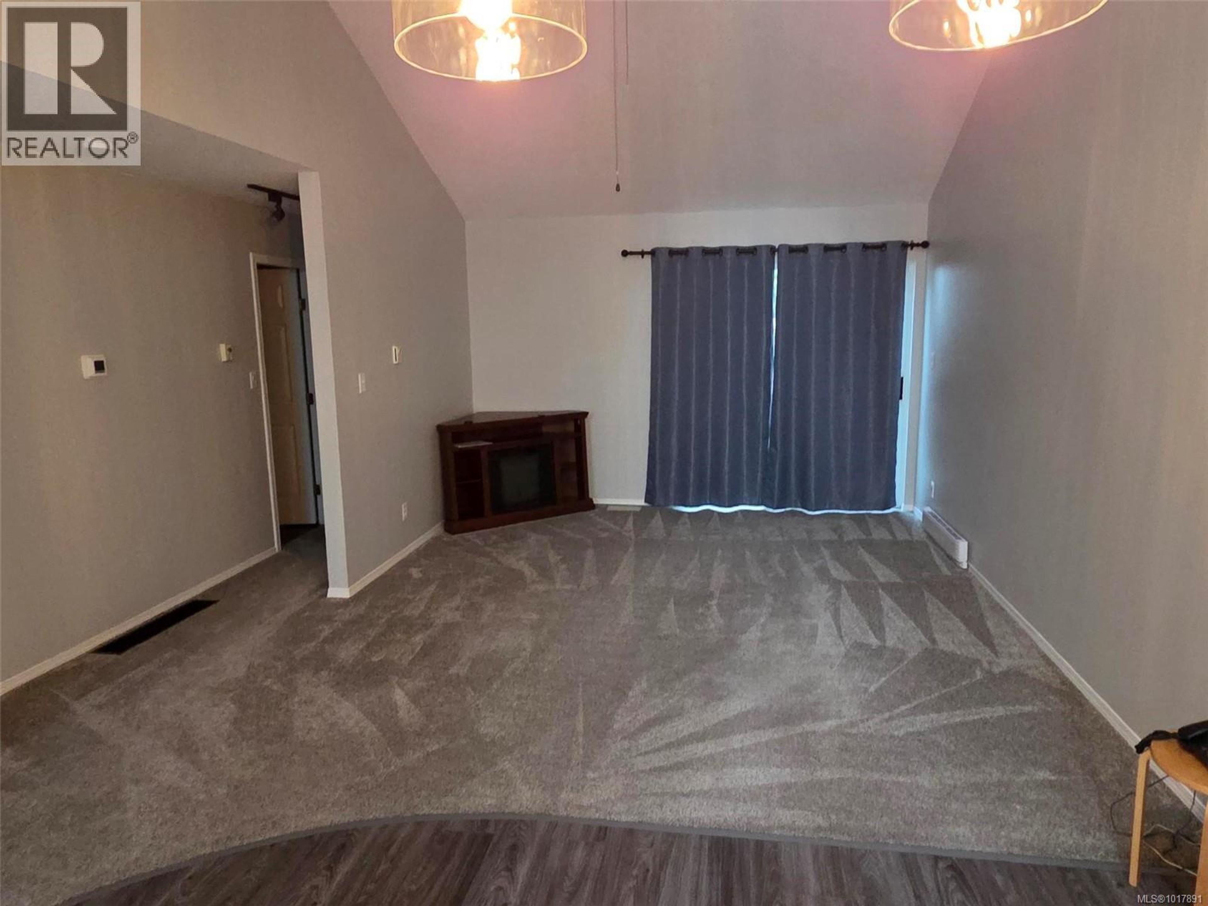 #7 5131 GERTRUDE ST - Image 3