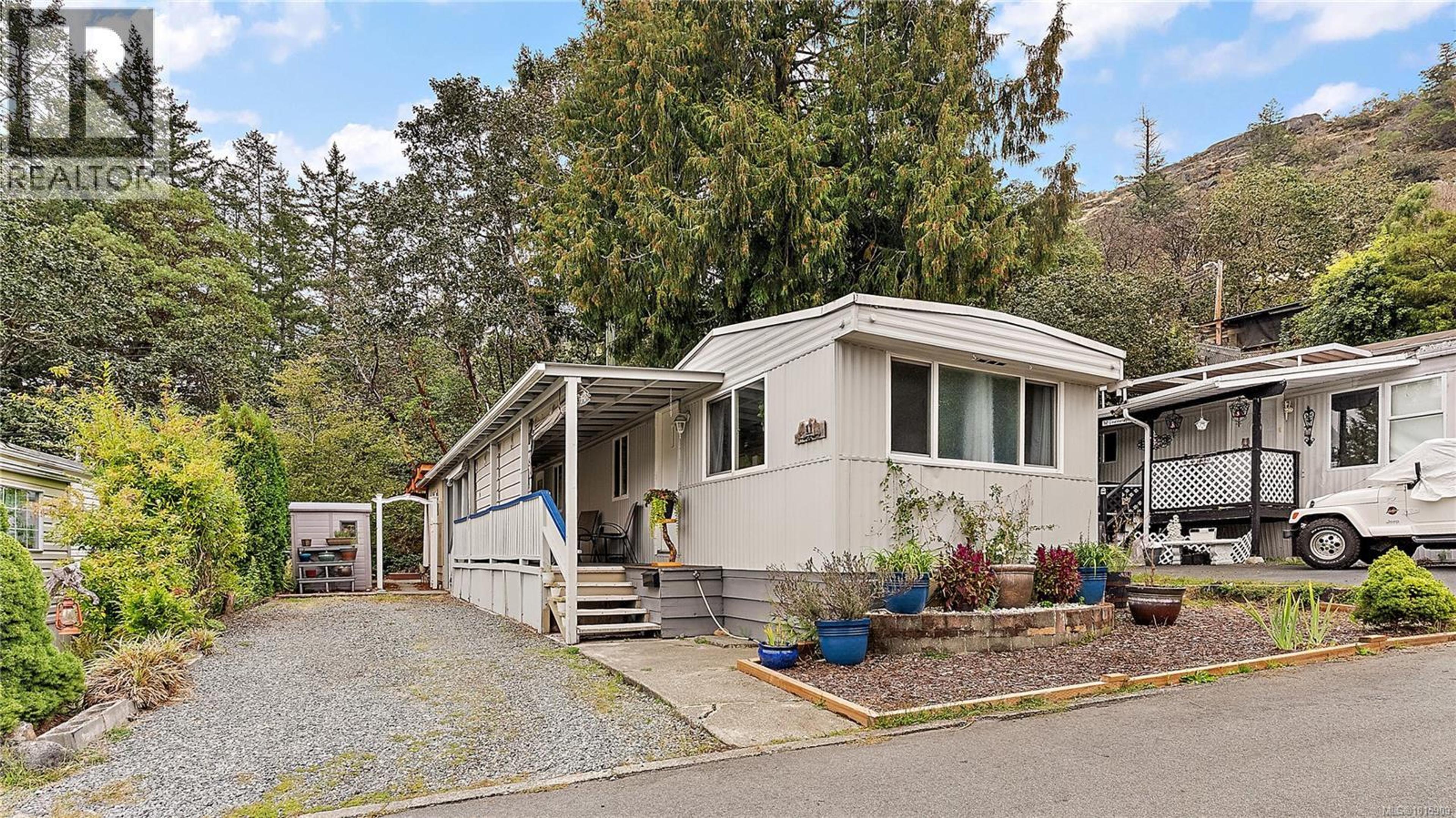 #11 2587 SELWYN RD - Main Image