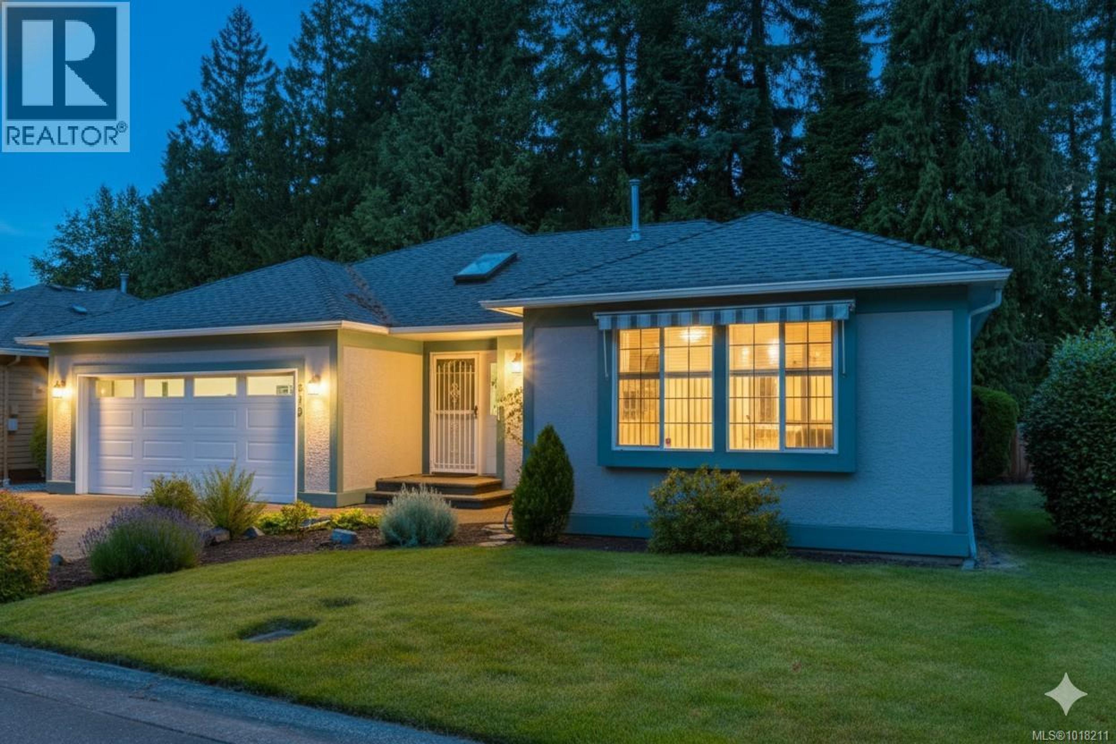 515 Seaward Way, Qualicum Beach - Exteriors - Photo 1