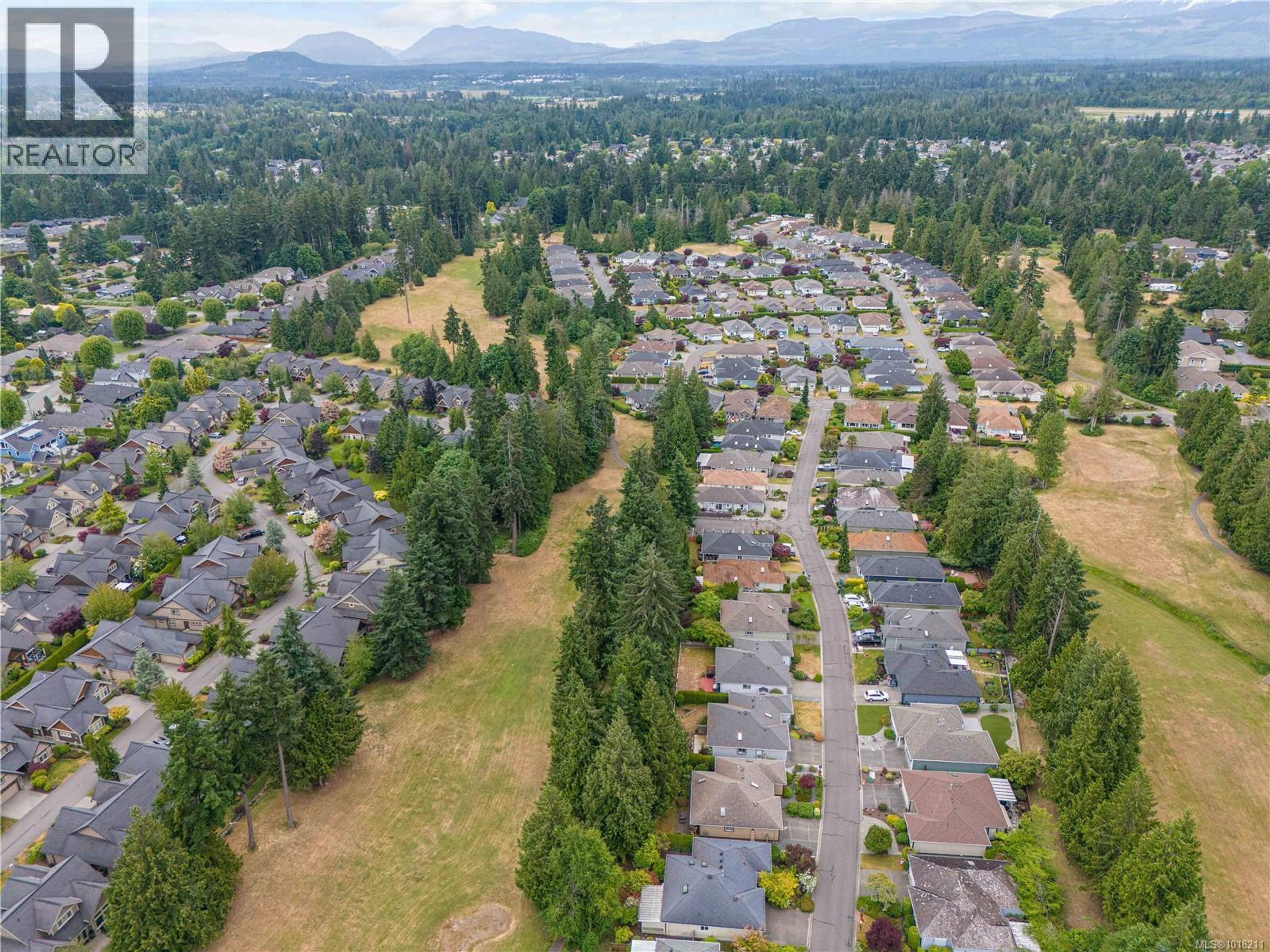 515 Seaward Way, Qualicum Beach - Exteriors - Full Complex View, Drone/Aerial View - Photo 8