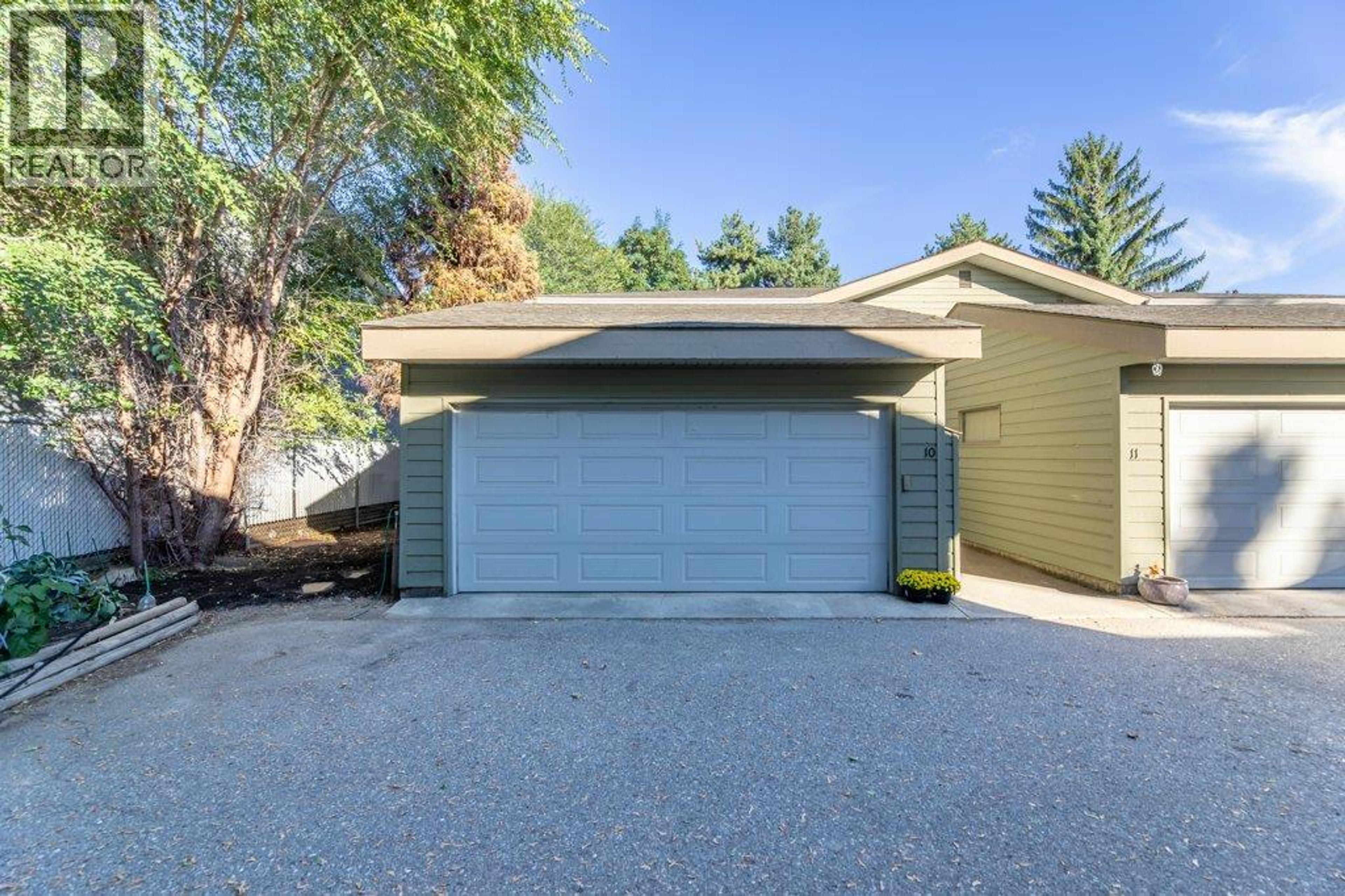 1950 Burtch Road, Kelowna - Exteriors - Photo 1