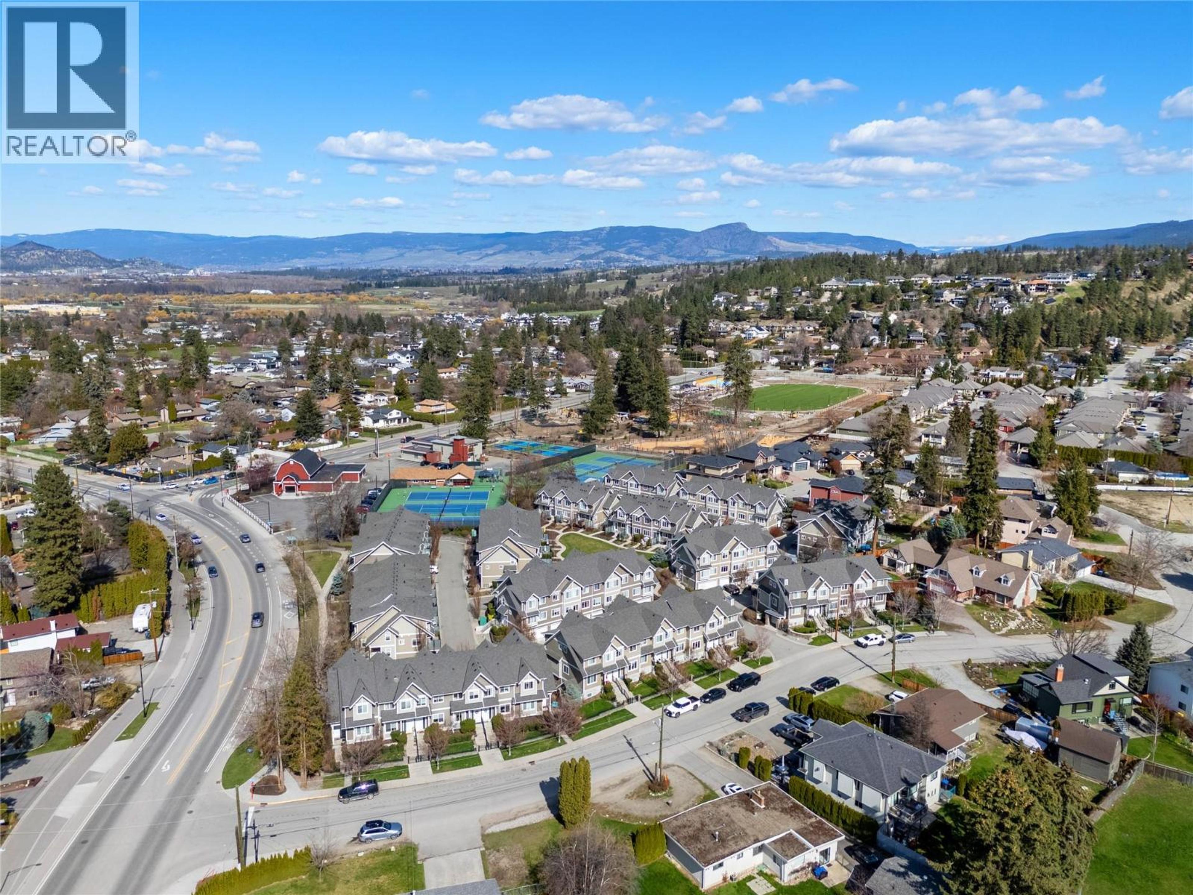 600 Sherwood Road, Kelowna - Exteriors - Full Complex View, Drone/Aerial View - Photo 9