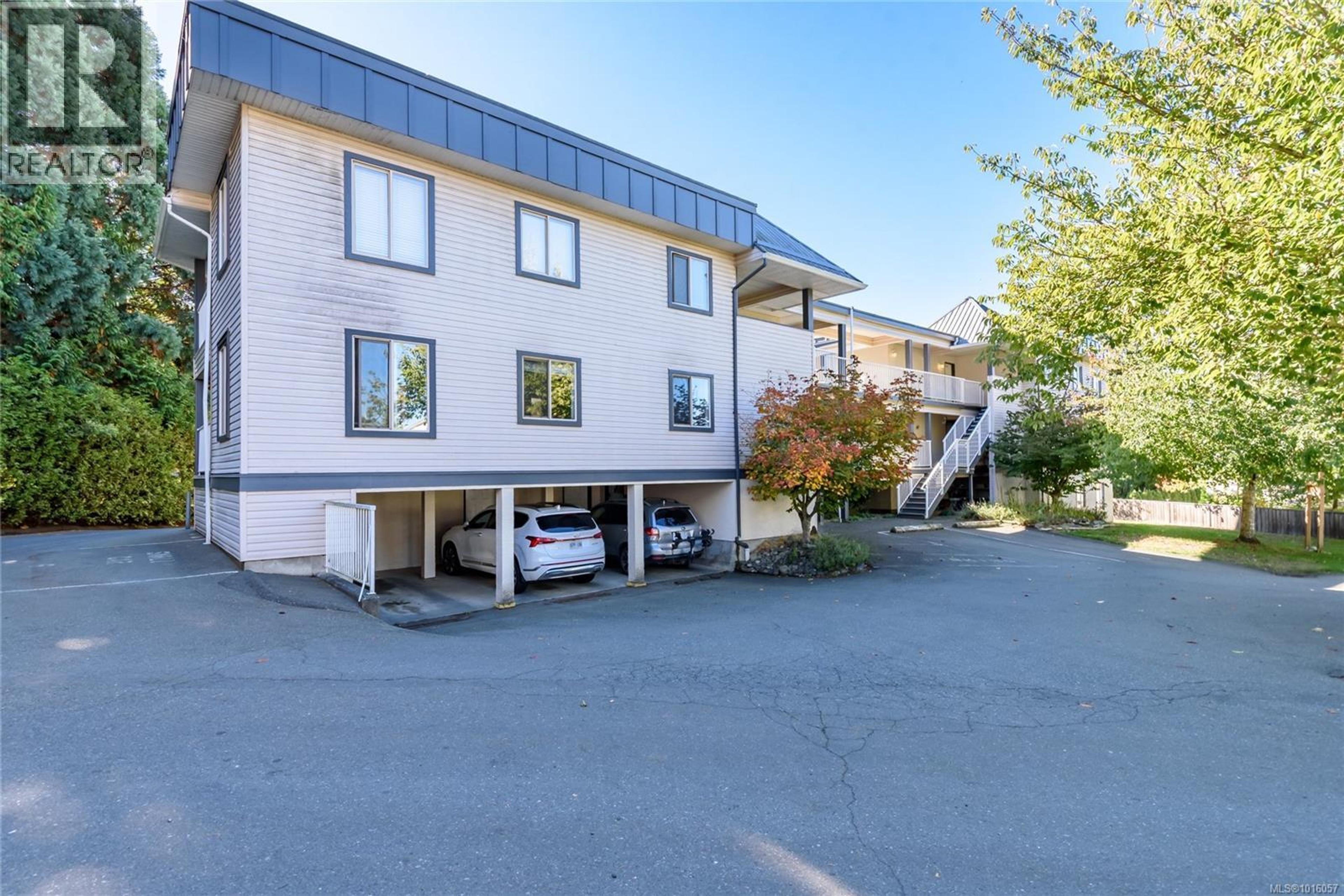 4685 Alderwood Pl, Courtenay - Exteriors - Photo 9