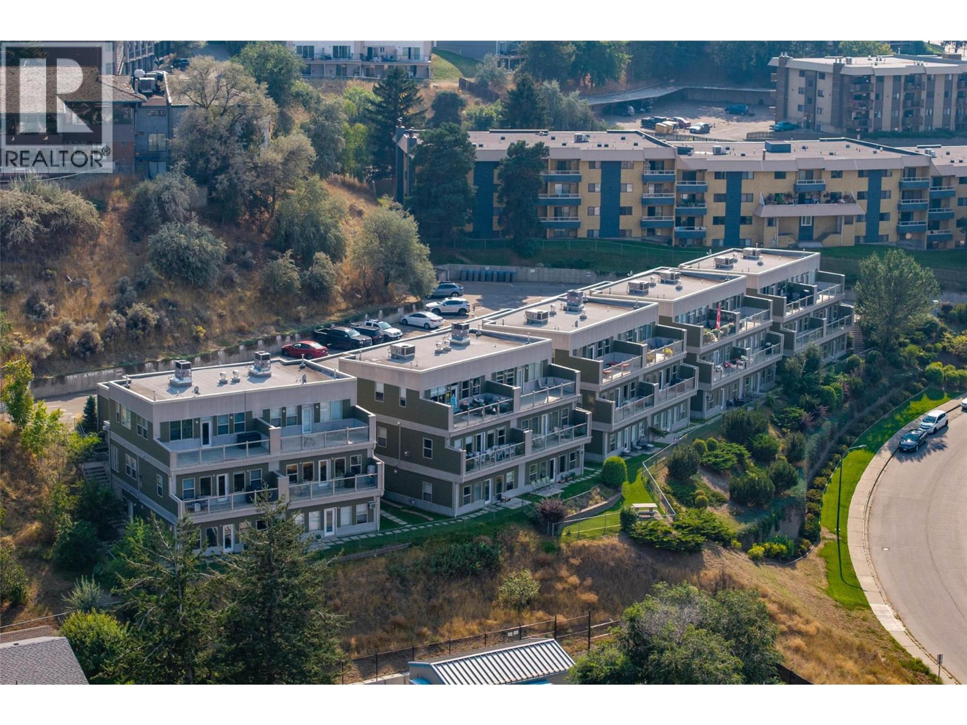 445 DALGLEISH Drive, Kamloops - Exteriors - Full Complex View, Drone/Aerial View - Photo 6