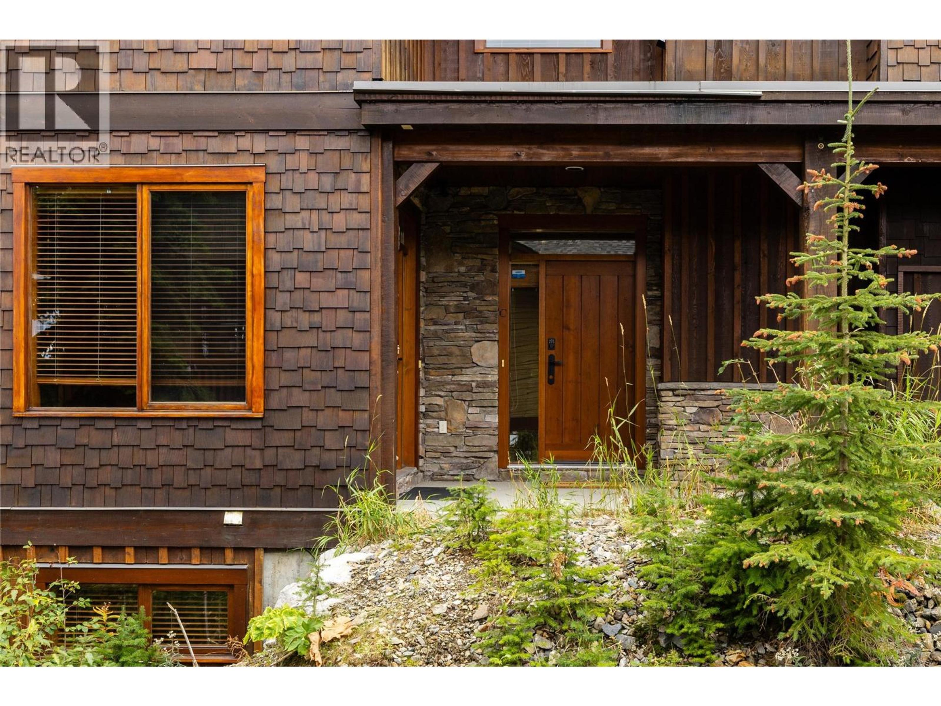 5925 Snow Pines Road, Big White - Exteriors - Photo 9