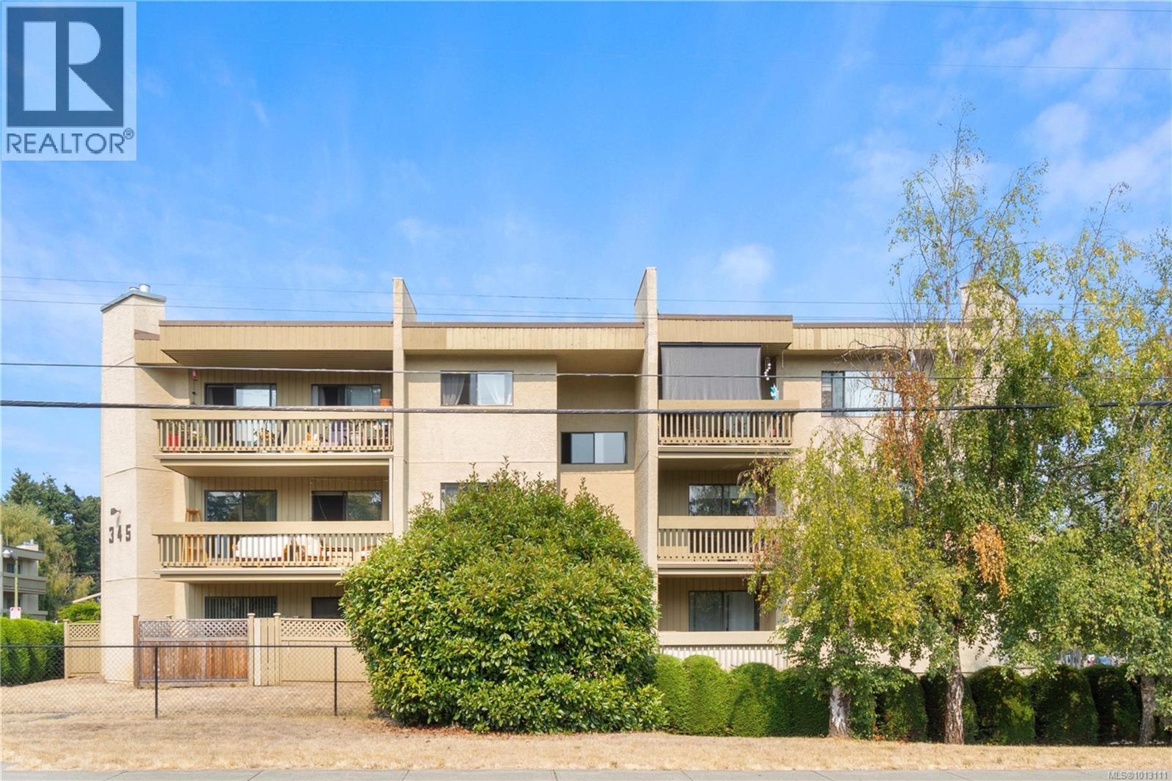 345 Morison Ave, Parksville - Exteriors - Full Complex View - Photo 5