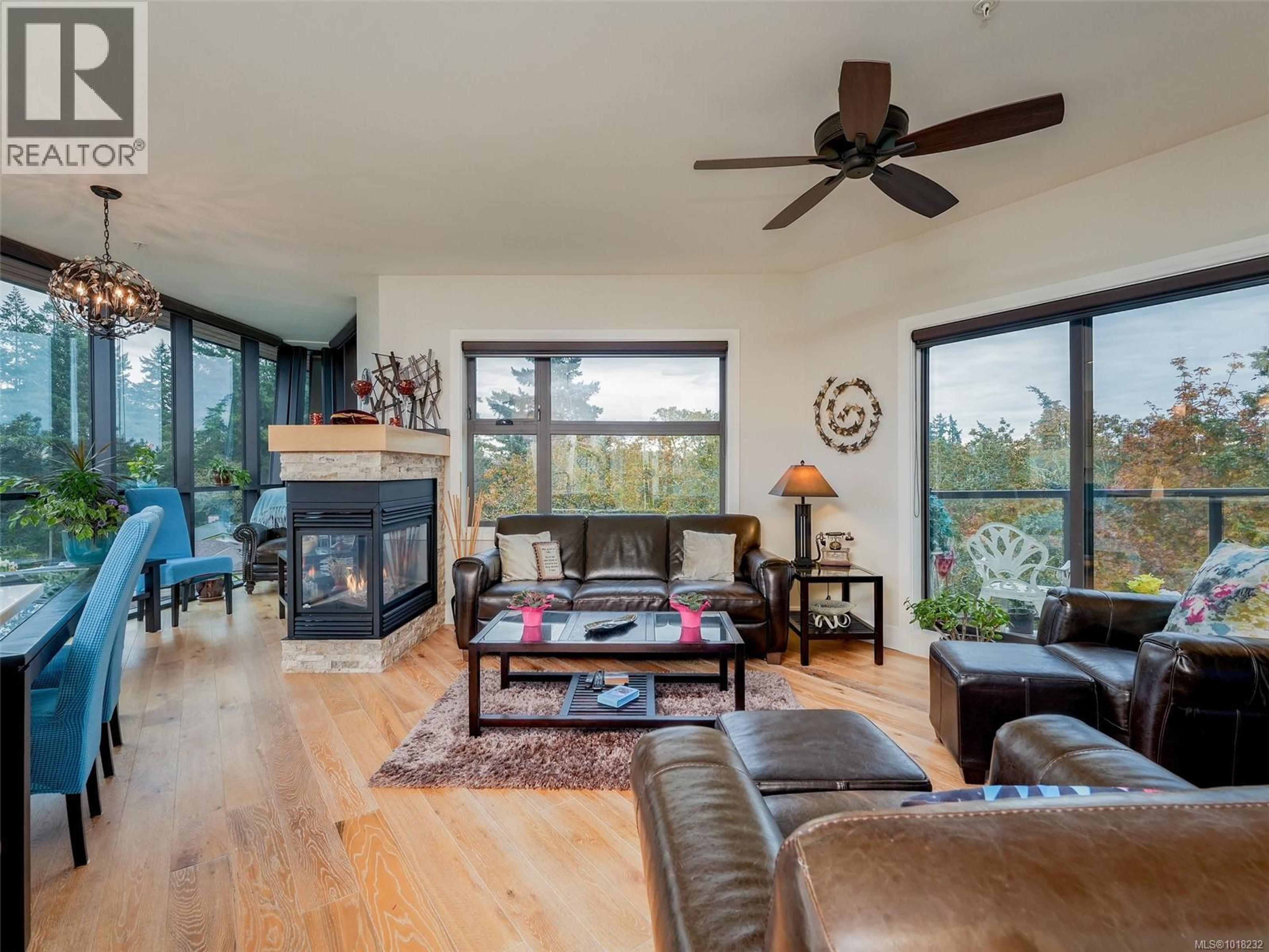 #401 2850 ALDWYND RD - Image 2