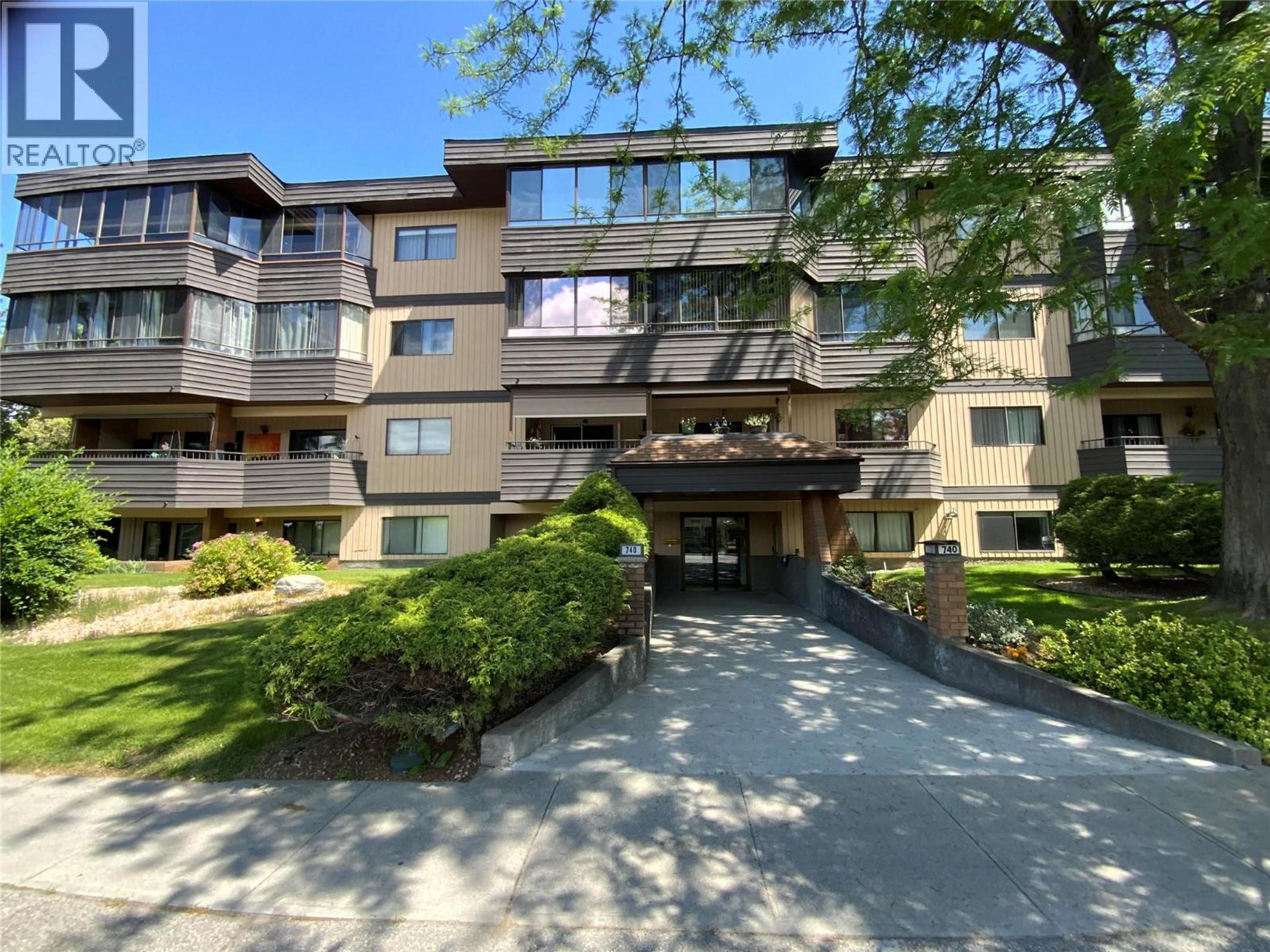 740 WINNIPEG Street, Penticton - Exteriors - Full Complex View - Photo 1