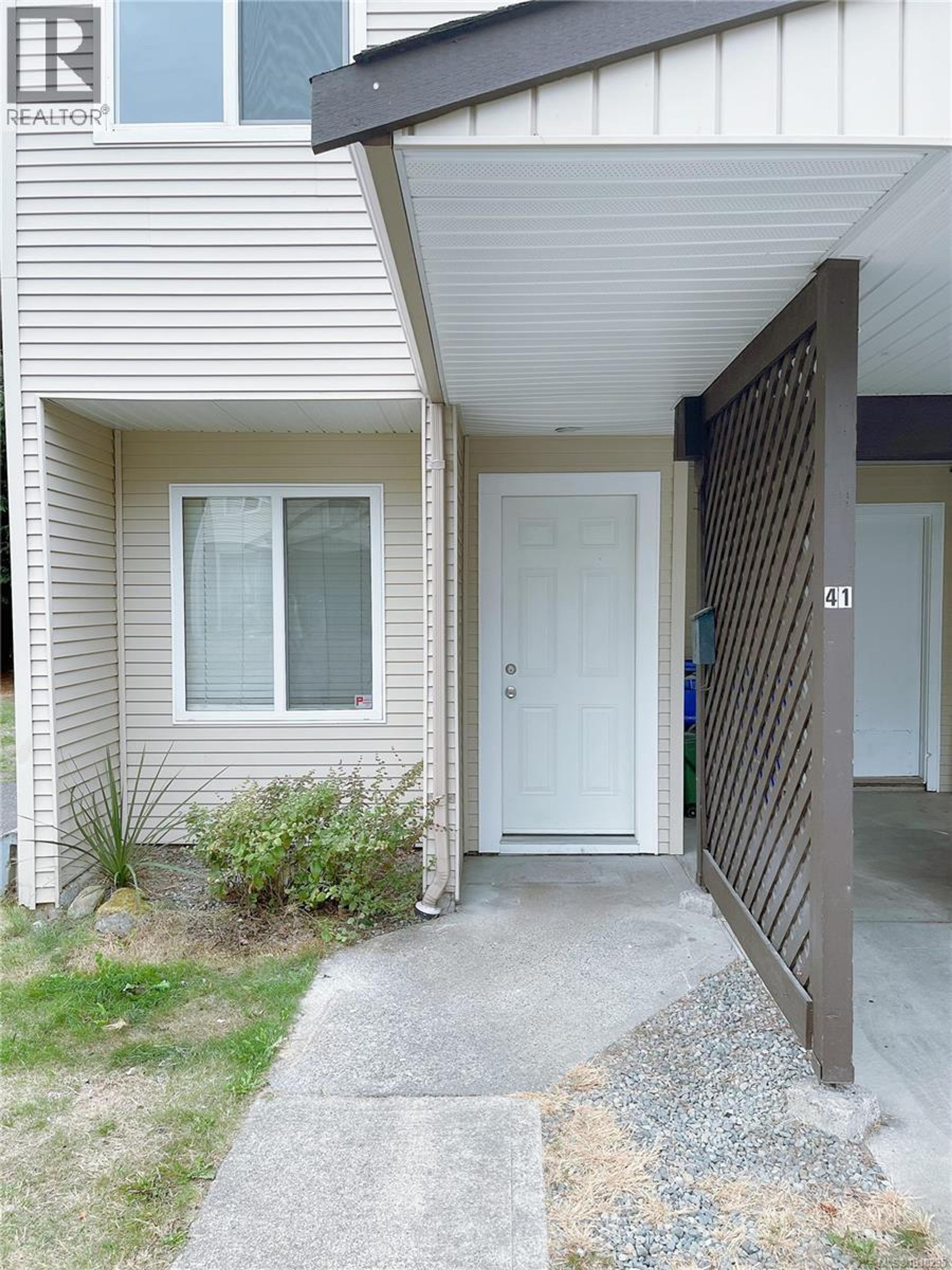 444 Bruce Ave, Nanaimo - Exteriors - Photo 1