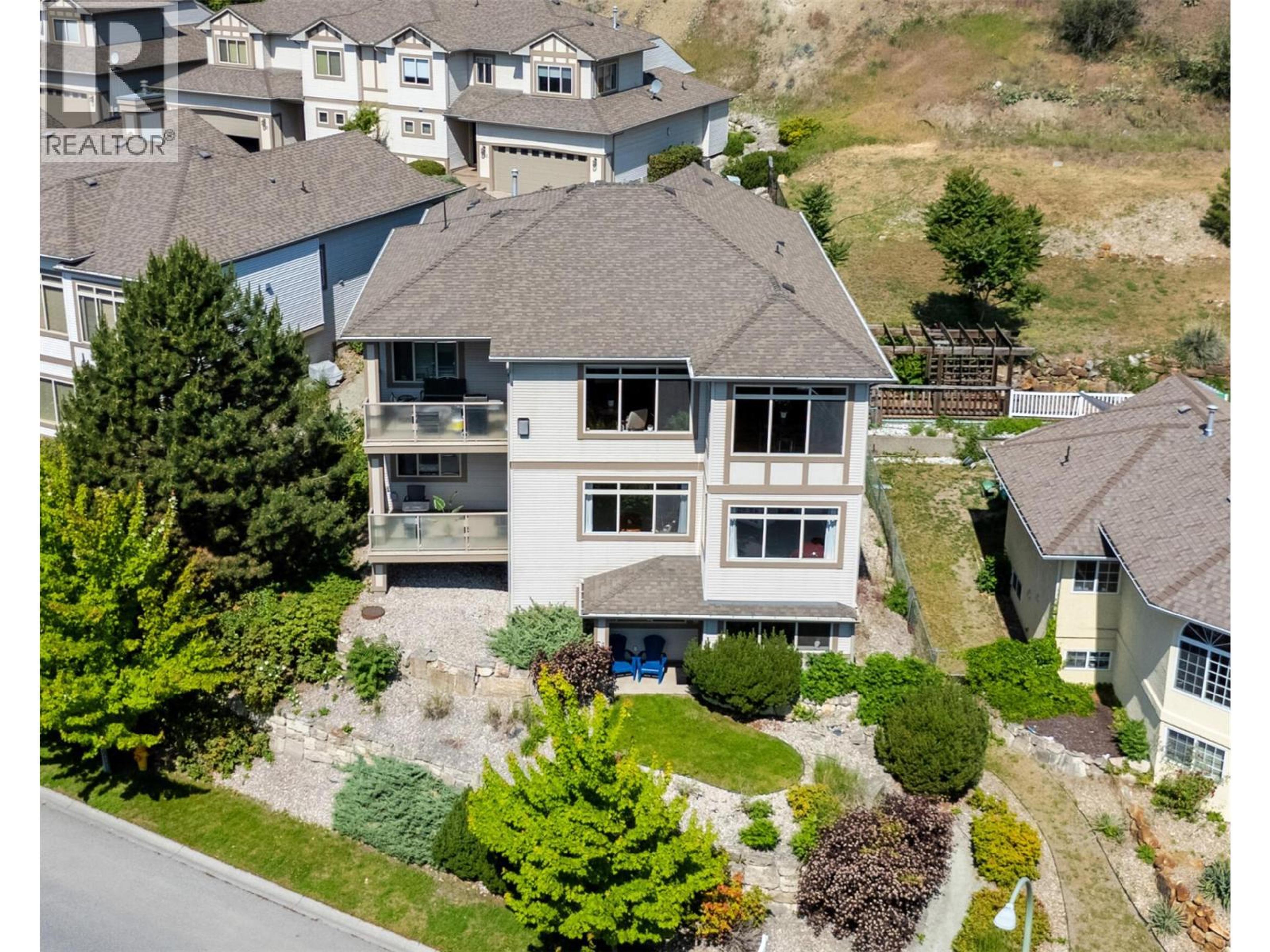 550 Glenmeadows Road, Kelowna - Exteriors - Full Complex View, Drone/Aerial View - Photo 7