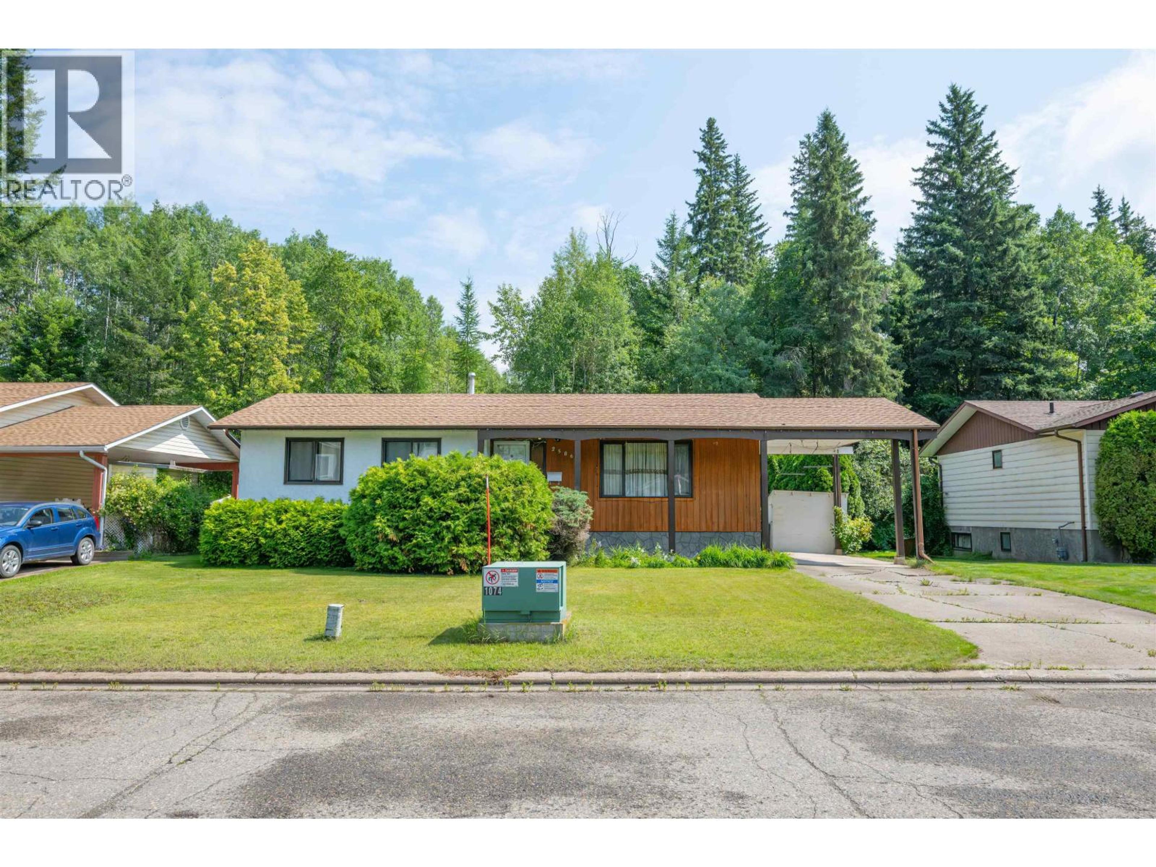 2586 MOSS AVENUE - Main Image