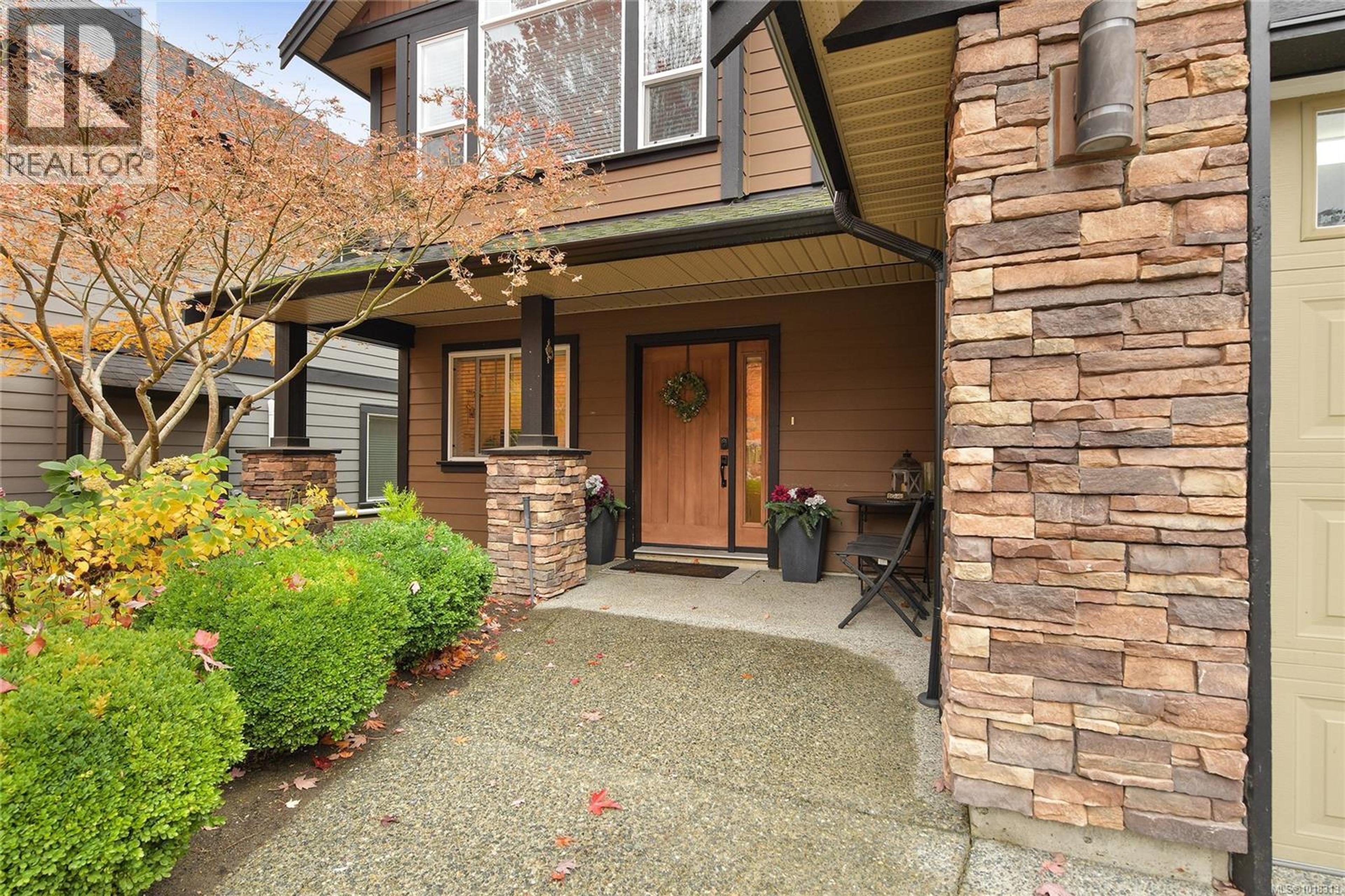 1041 TORRANCE AVE - Image 2