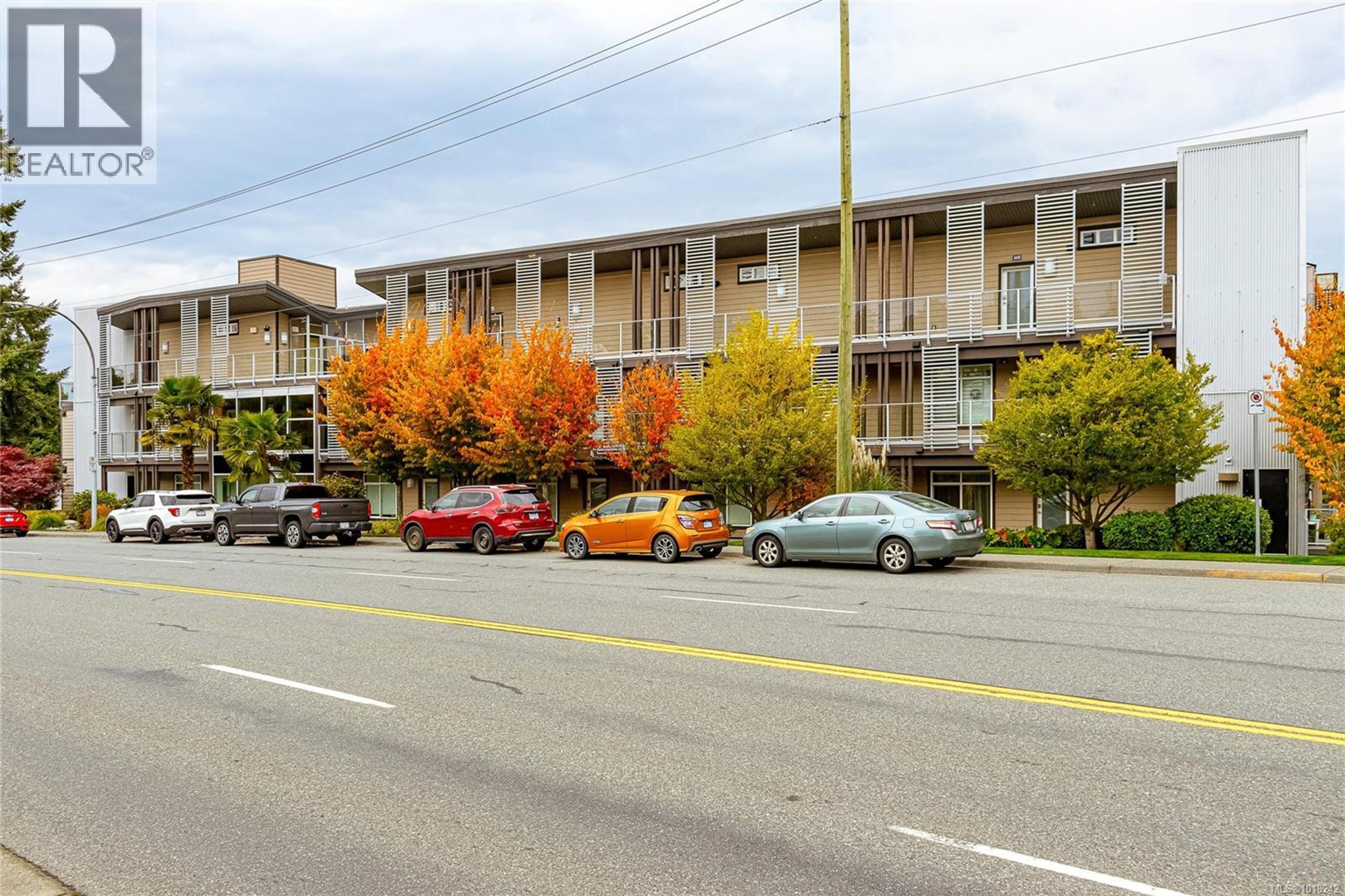 1250 Stewart Ave, Nanaimo - Exteriors - Full Complex View - Photo 7