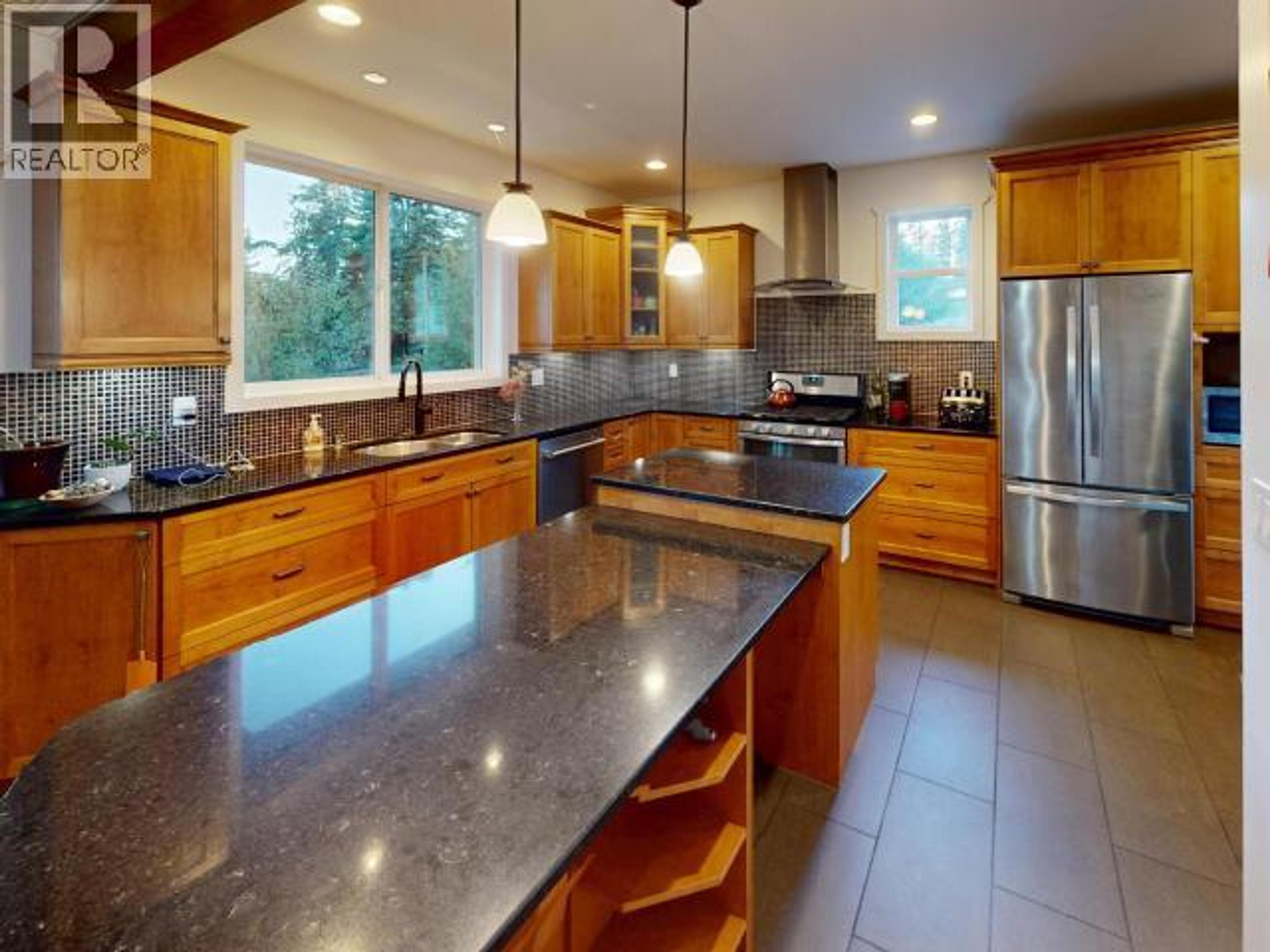 4880 SANDERSON/ALDER AVE - Image 2