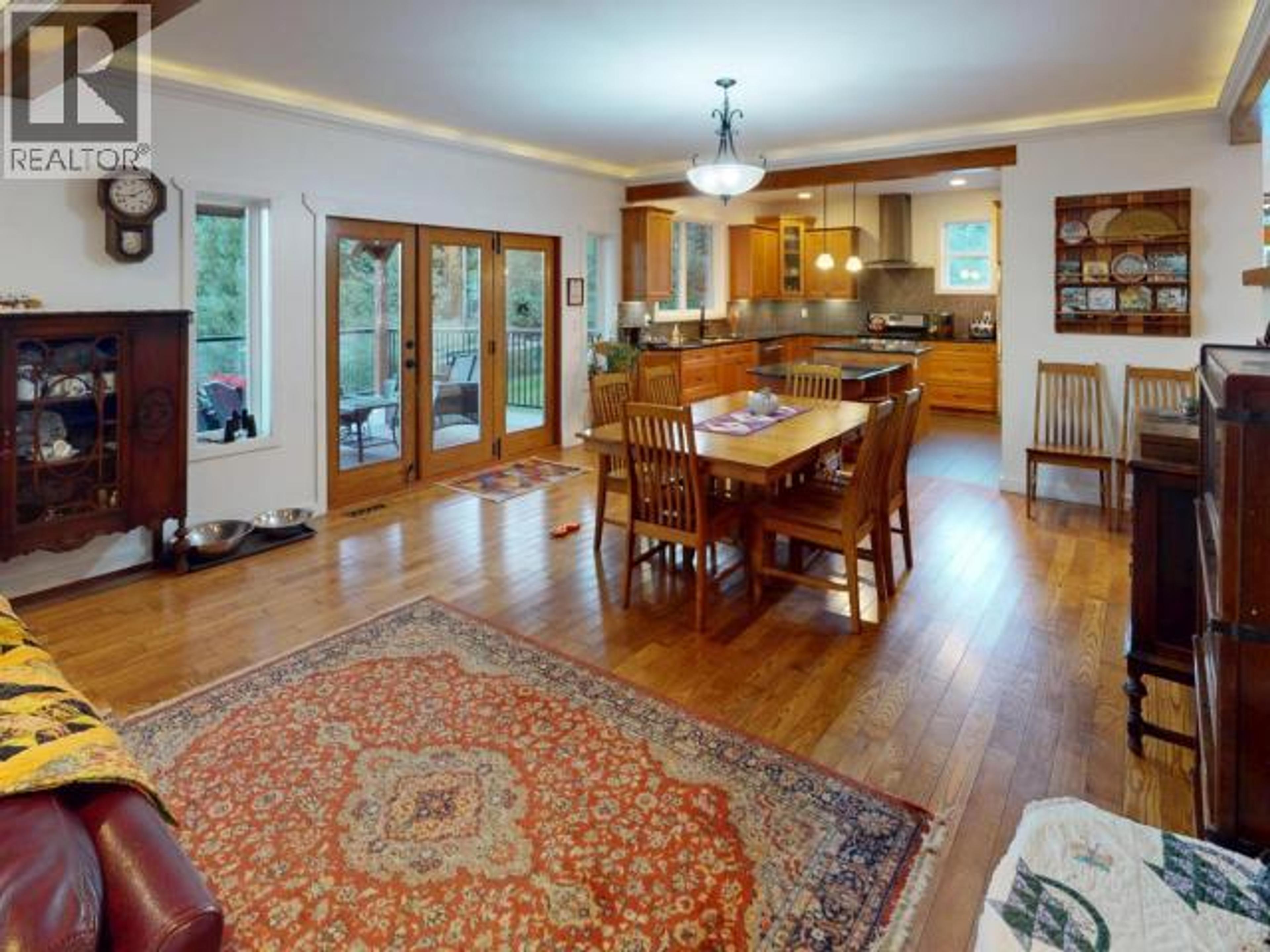 4880 SANDERSON/ALDER AVE - Image 3