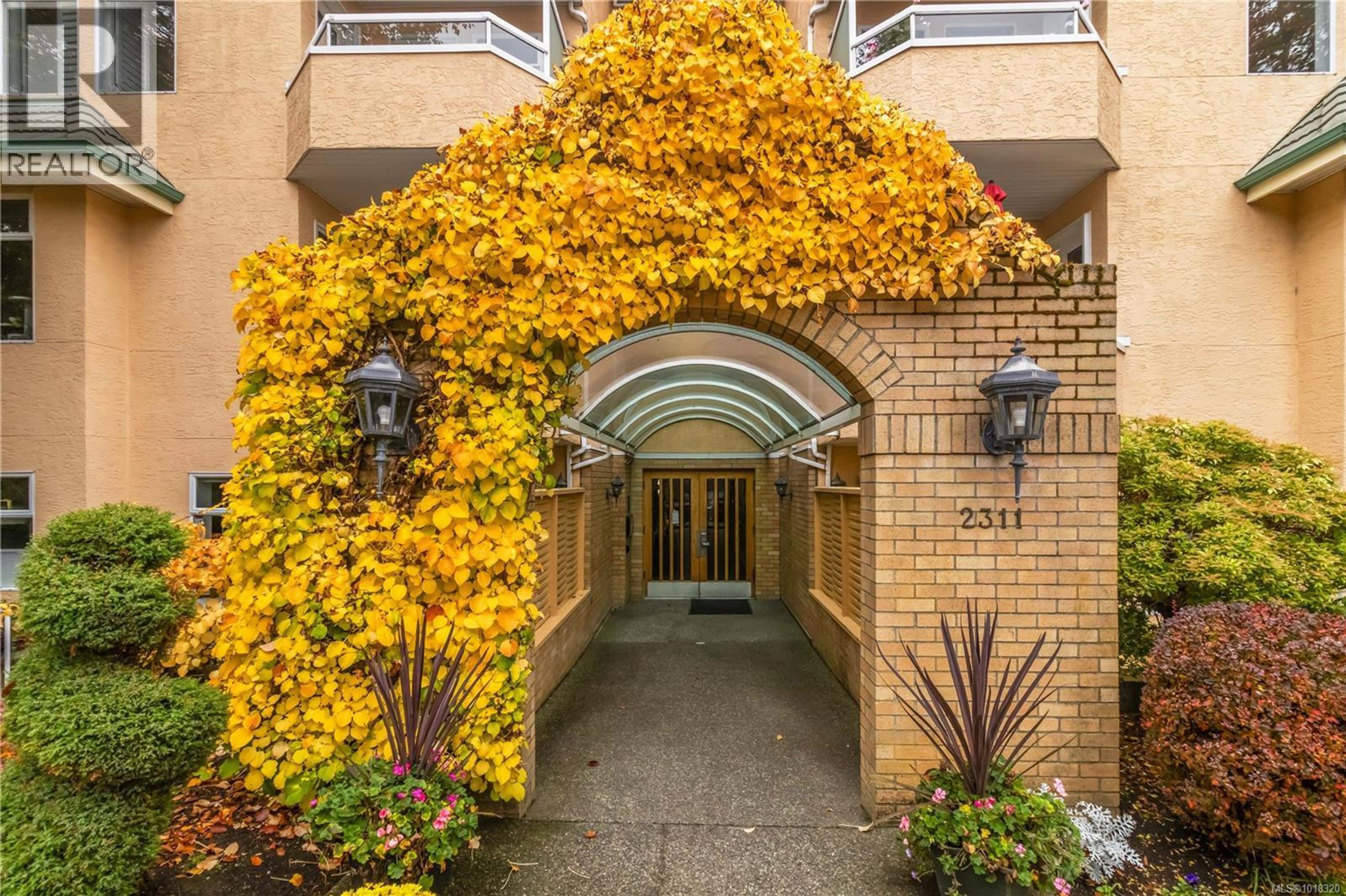 2311 Mills Rd, Sidney - Exteriors - Photo 2