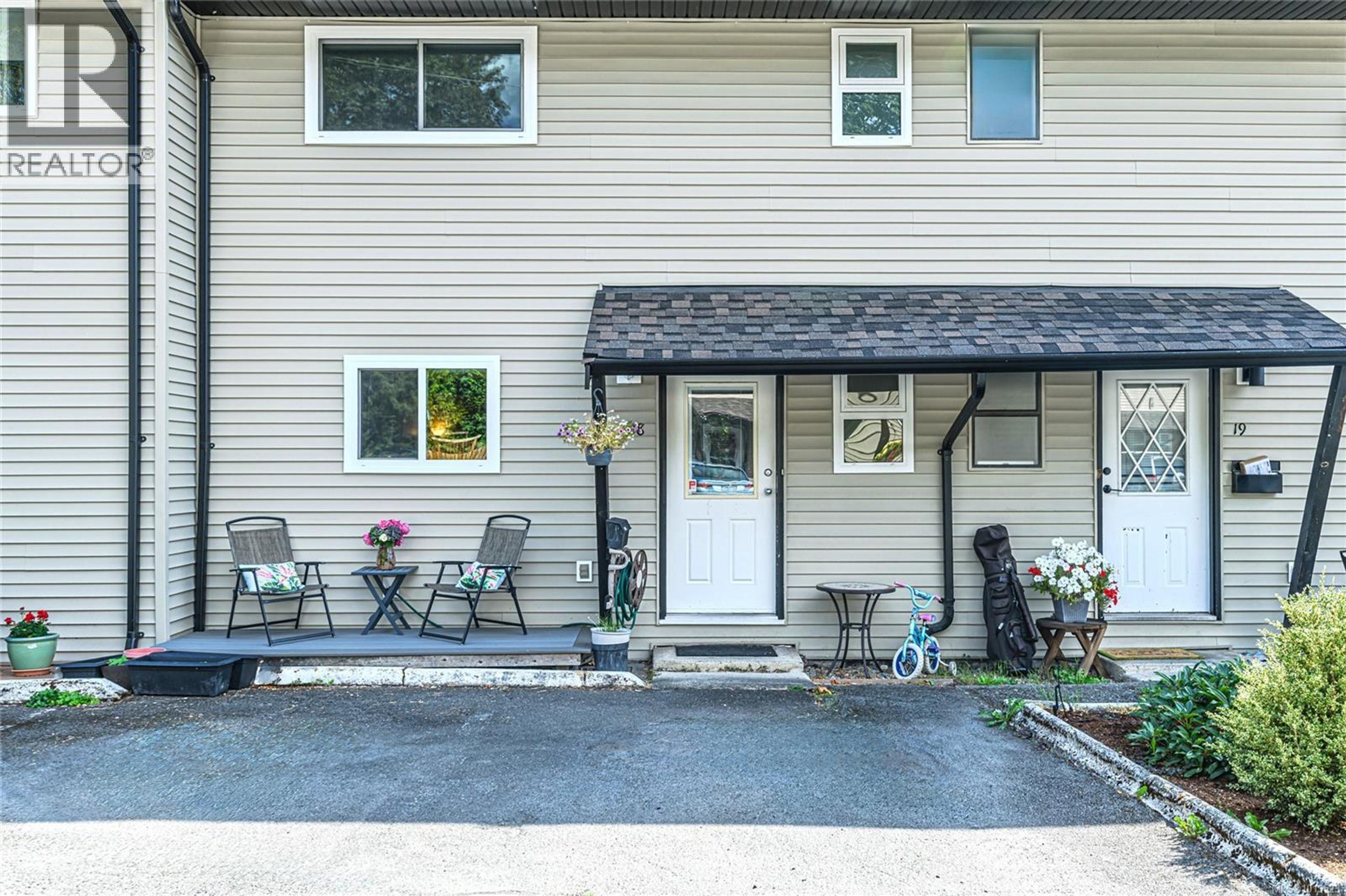 3025 Cowichan Lake Rd, Duncan - Exteriors - Photo 1