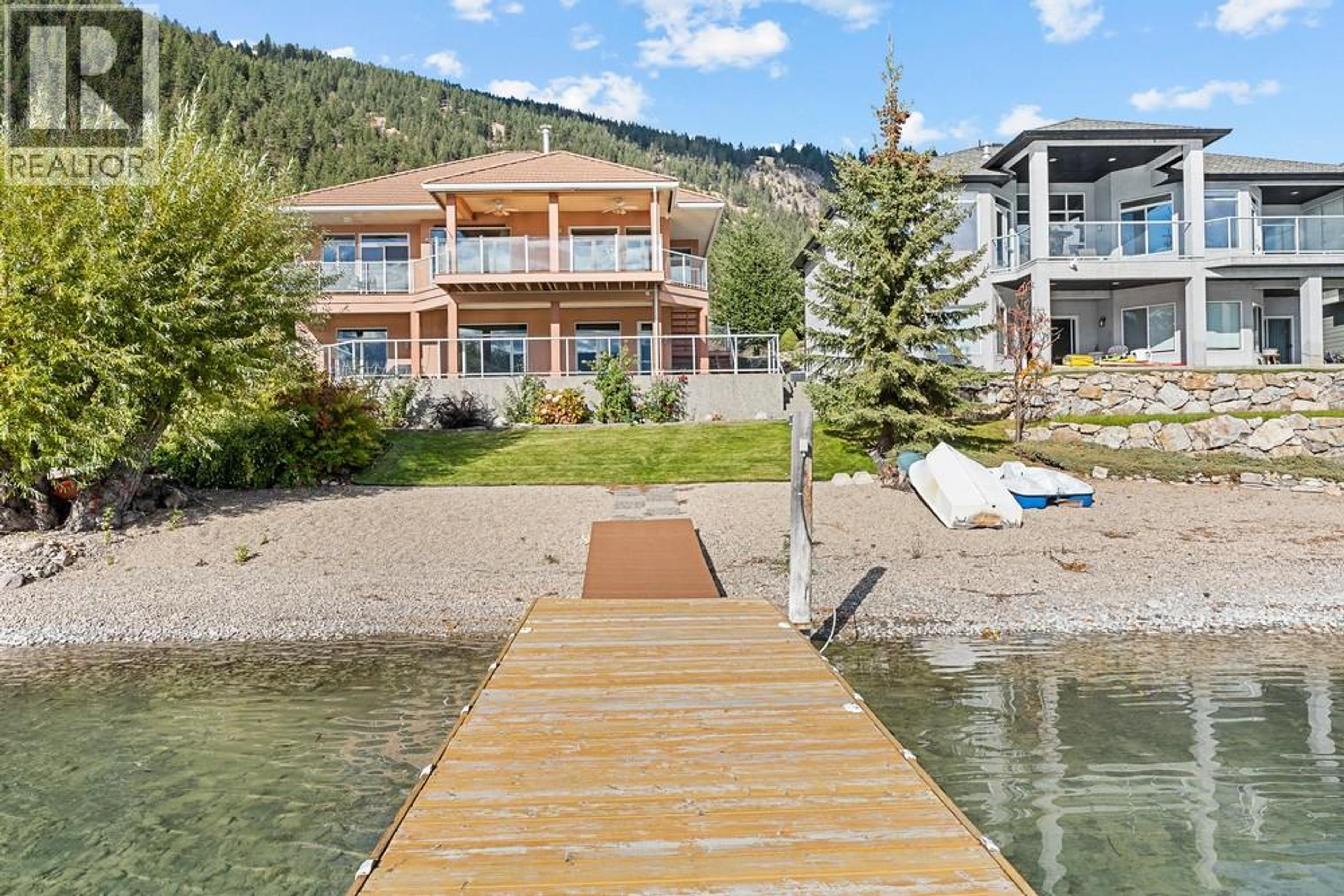 17211 Thomson Road, Lake Country - Exteriors - Photo 11