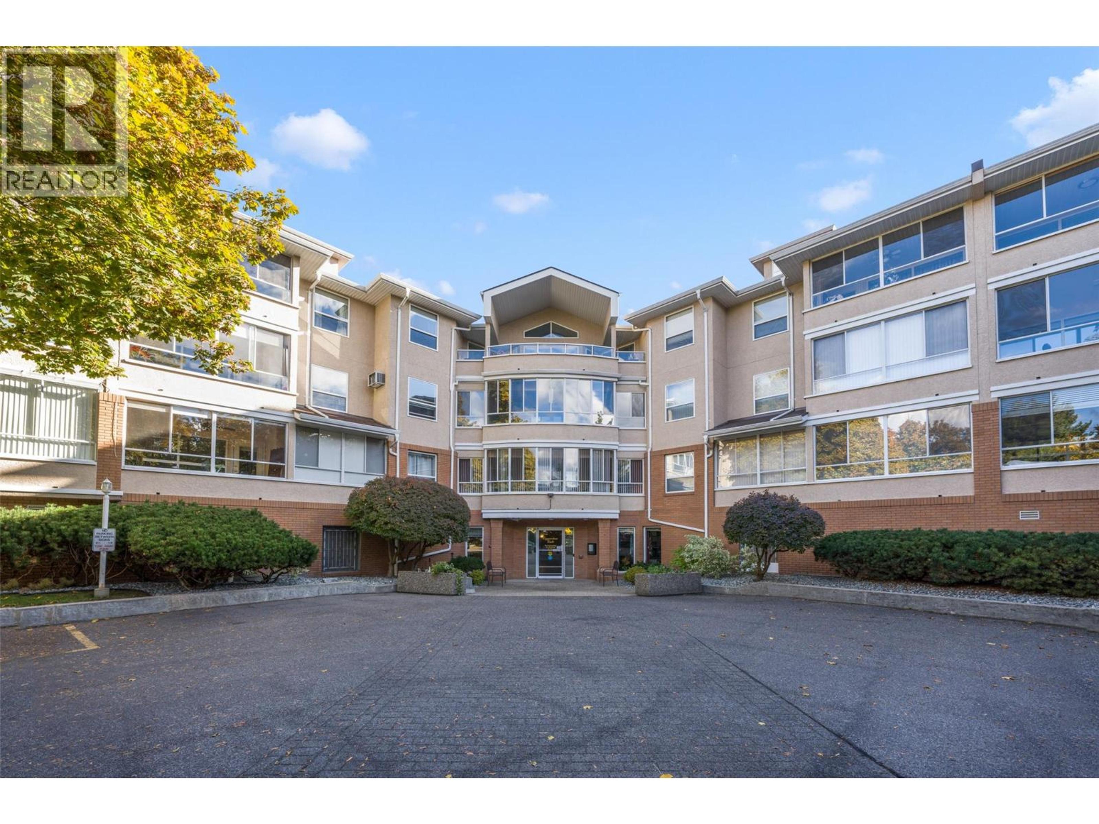 933 Harvey Avenue, Kelowna - Exteriors - Full Complex View - Photo 1