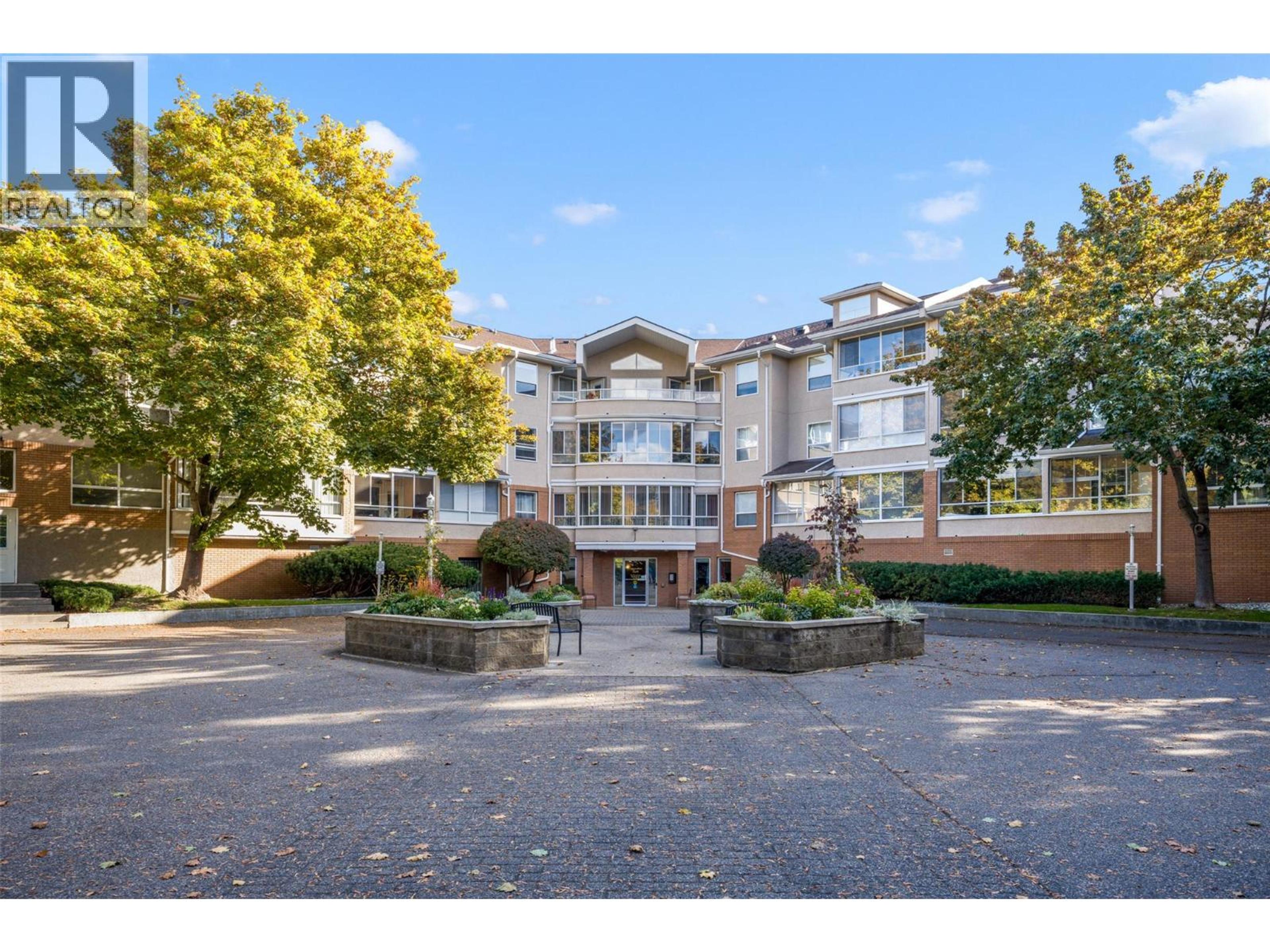 933 Harvey Avenue, Kelowna - Exteriors - Full Complex View - Photo 3