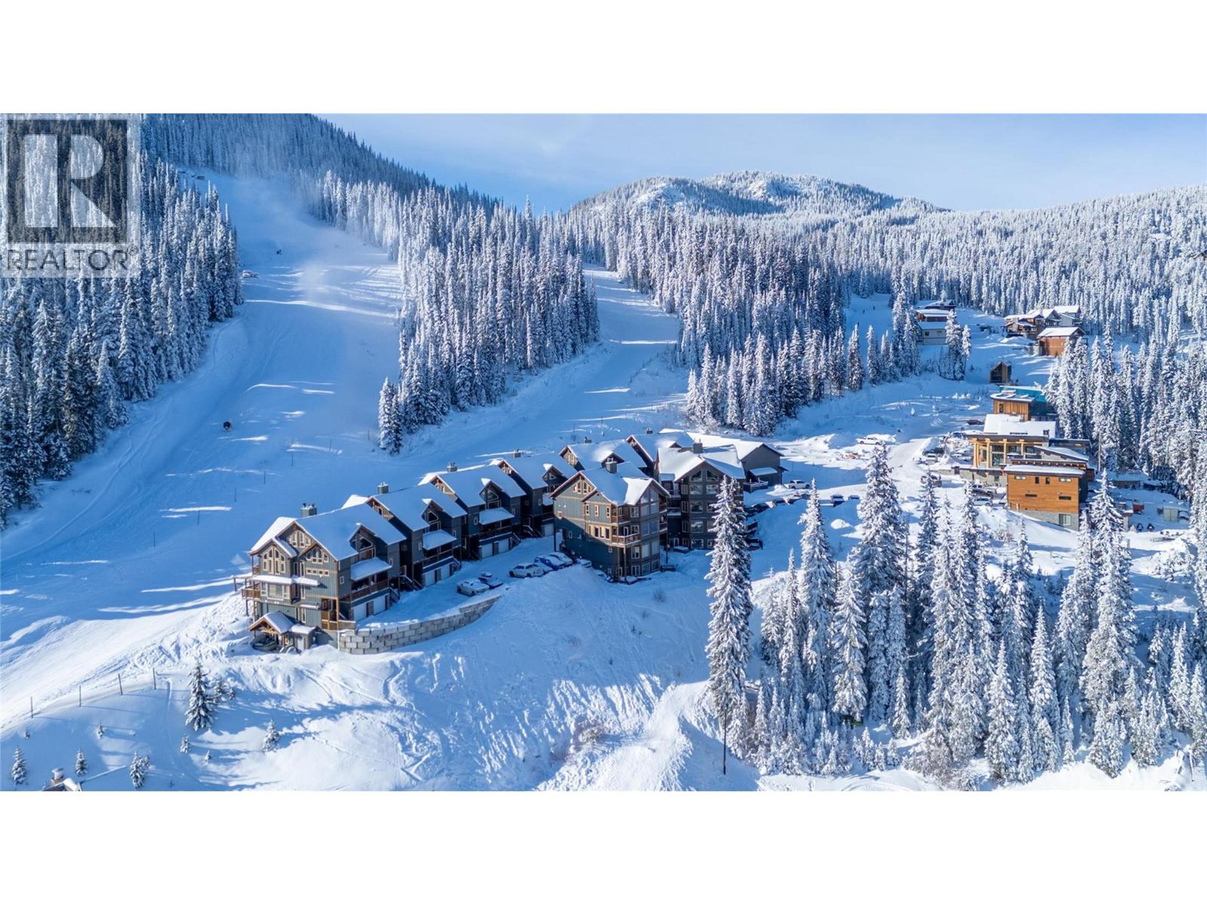 308 Creekview Road, Penticton - Exteriors - Full Complex View, Drone/Aerial View - Photo 5