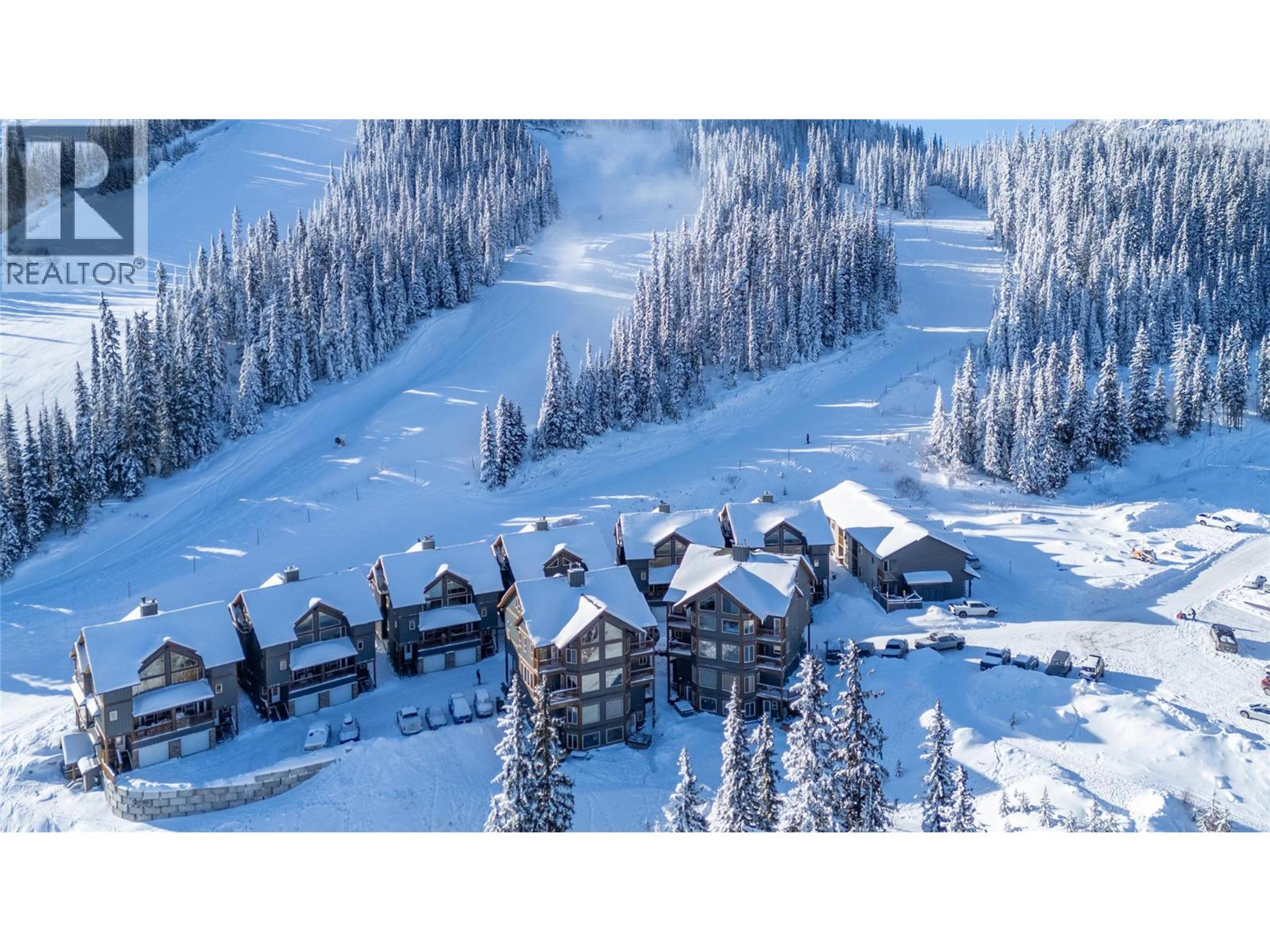 308 Creekview Road, Penticton - Exteriors - Full Complex View, Drone/Aerial View - Photo 10