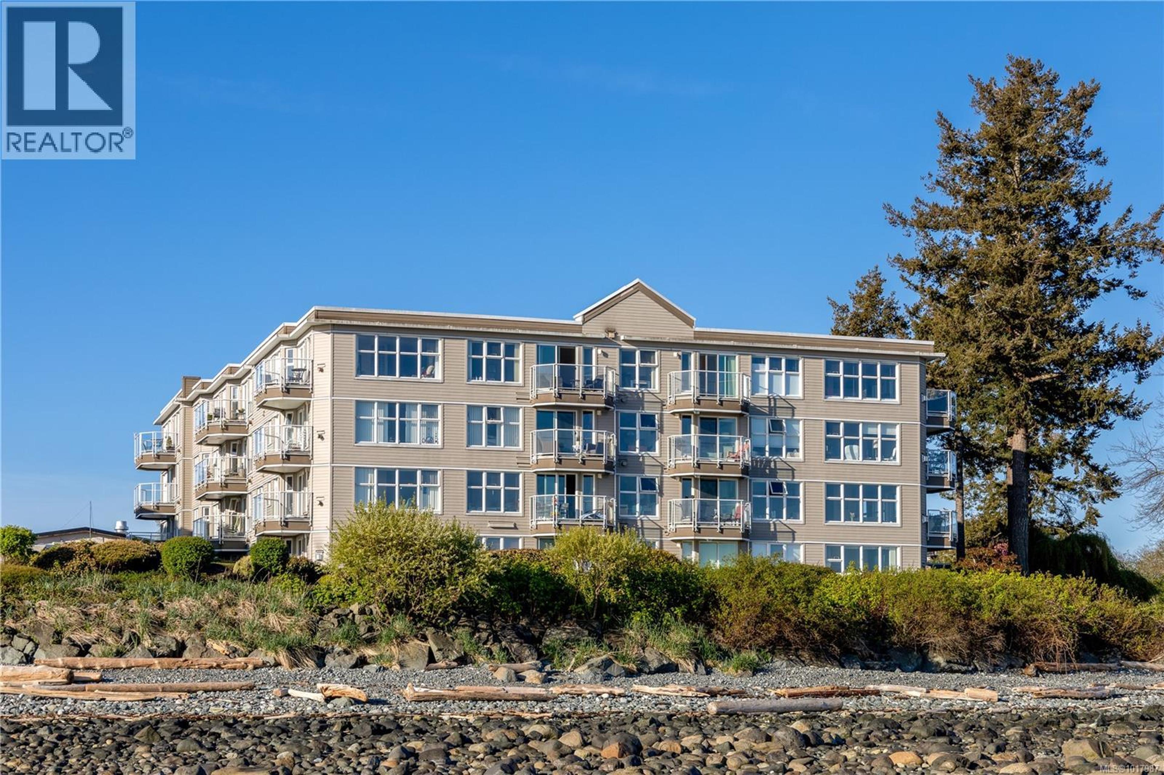 9 Adams Rd, Campbell River - Exteriors - Photo 2