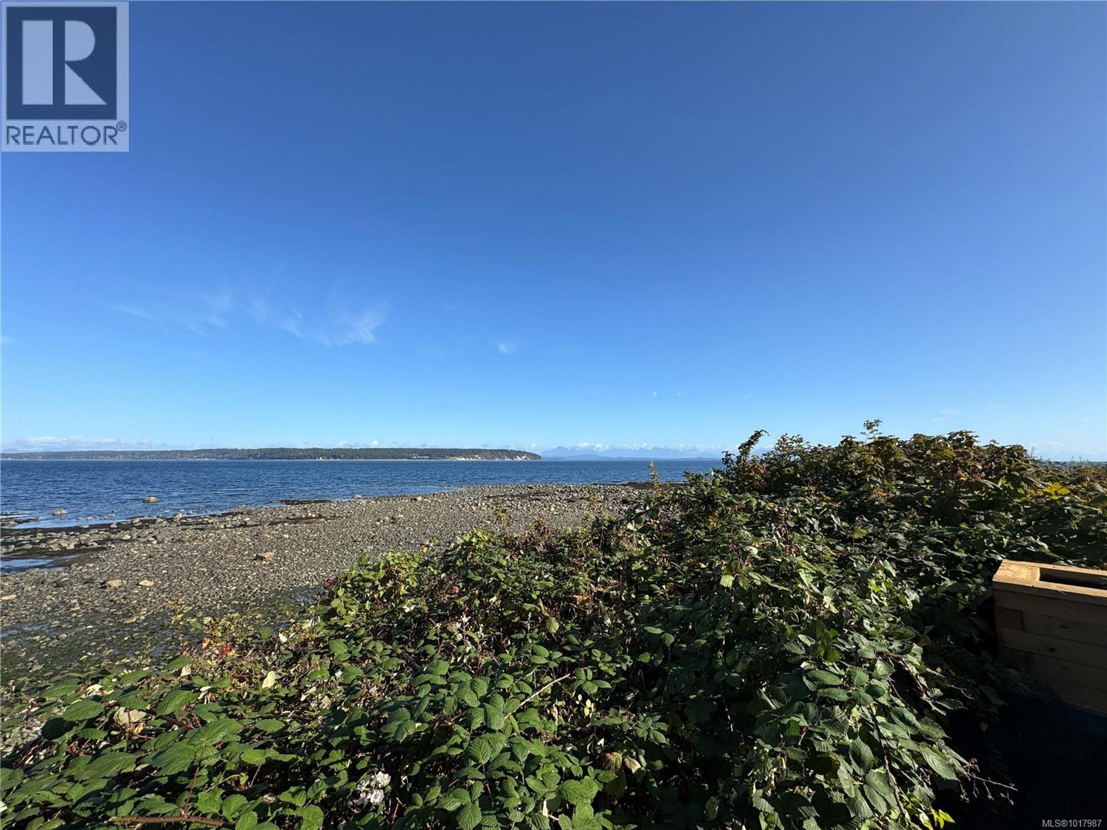 9 Adams Rd, Campbell River - Exteriors - Photo 5