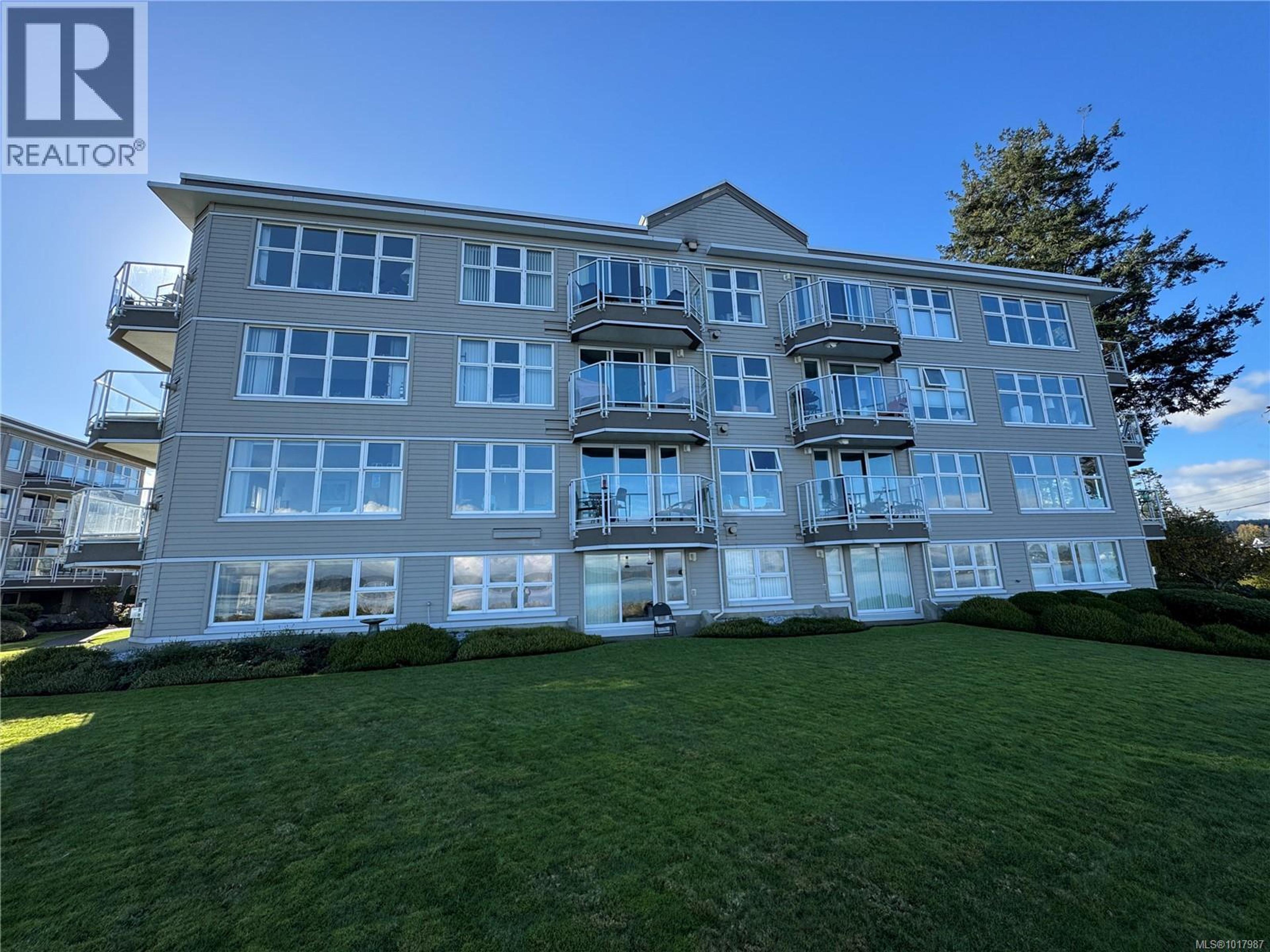 9 Adams Rd, Campbell River - Exteriors - Photo 6