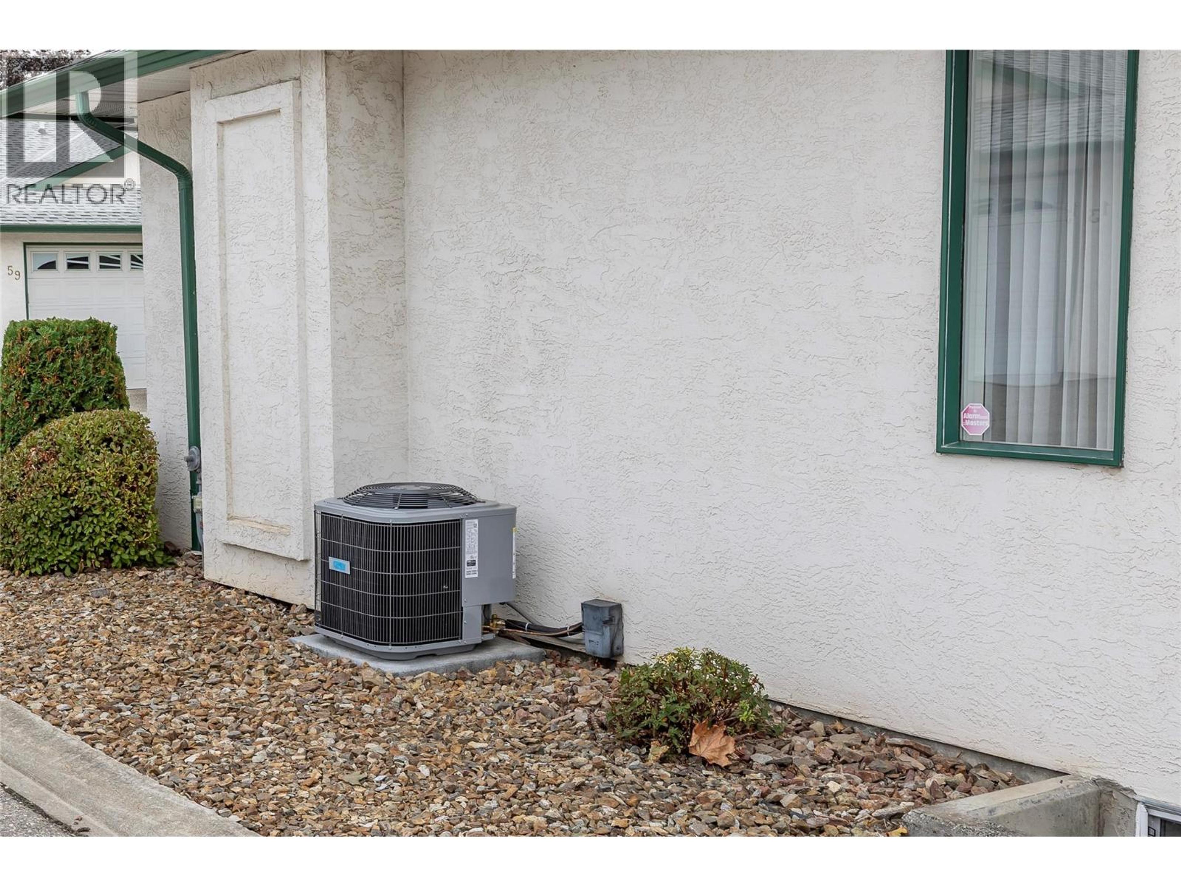 2710 Allenby Way, Vernon - Exteriors - Photo 7