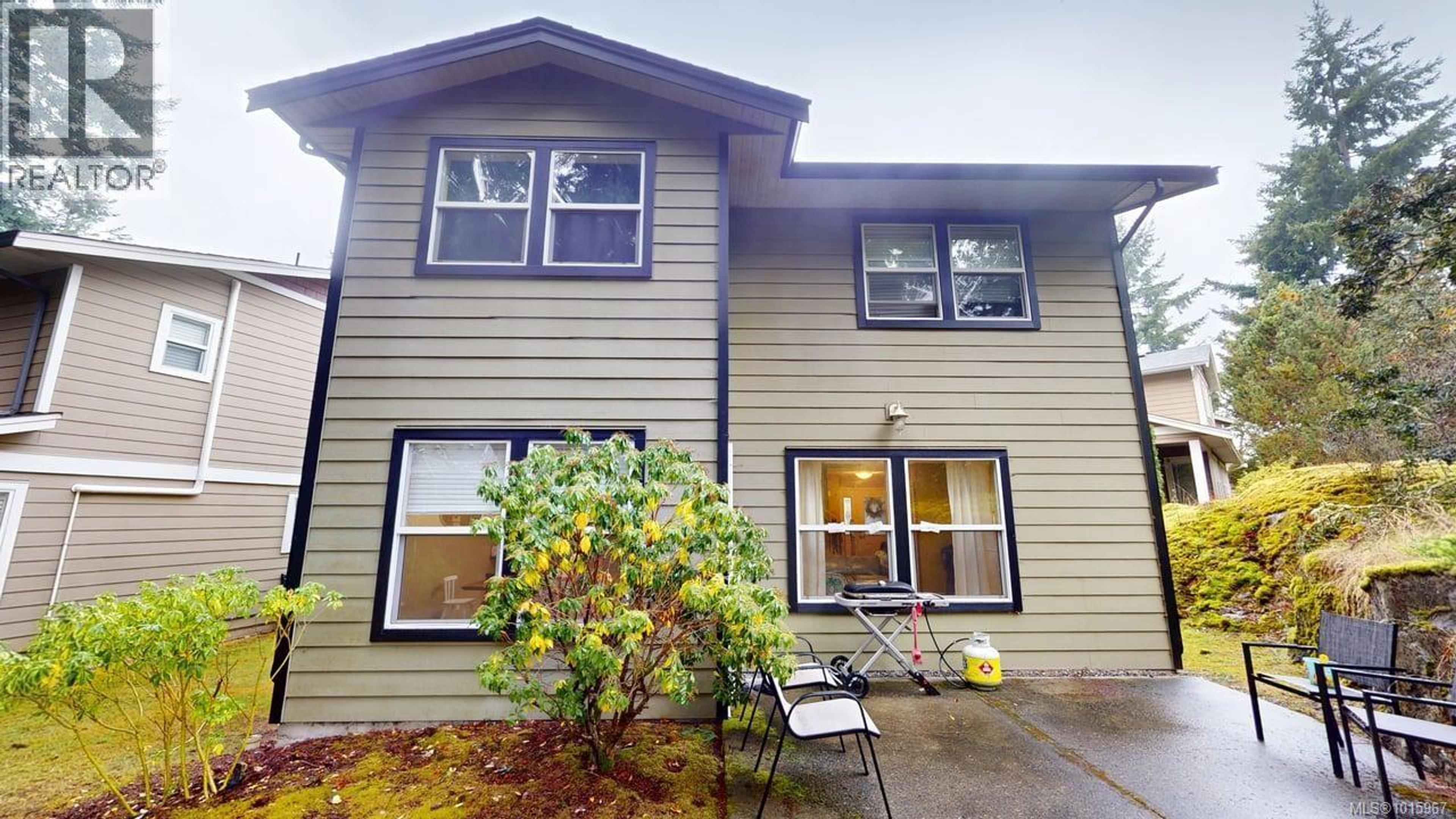 95 Talcott Rd, View Royal - Exteriors - Photo 1