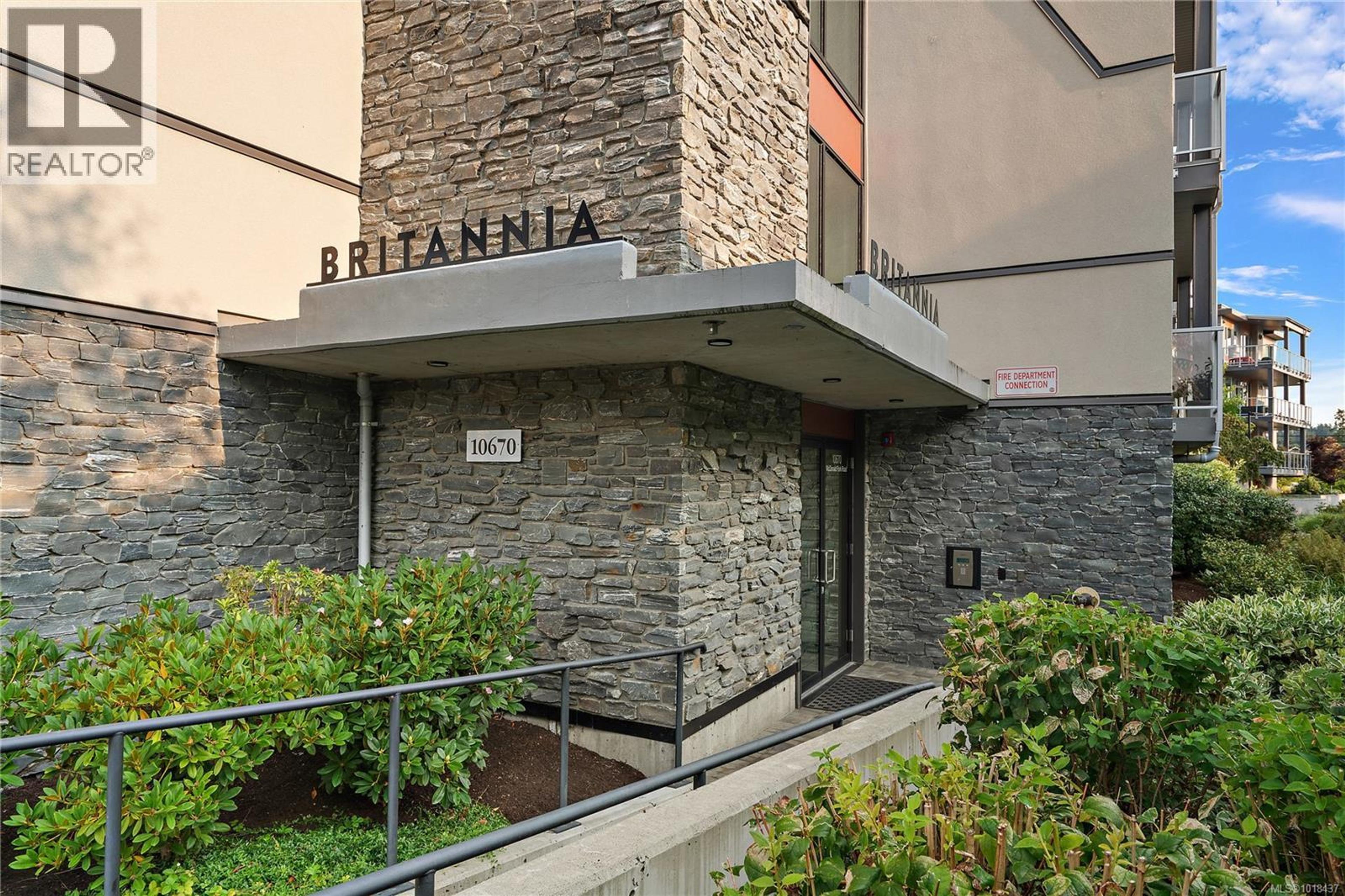 10670 McDonald Park Rd, North Saanich - Exteriors - Photo 5