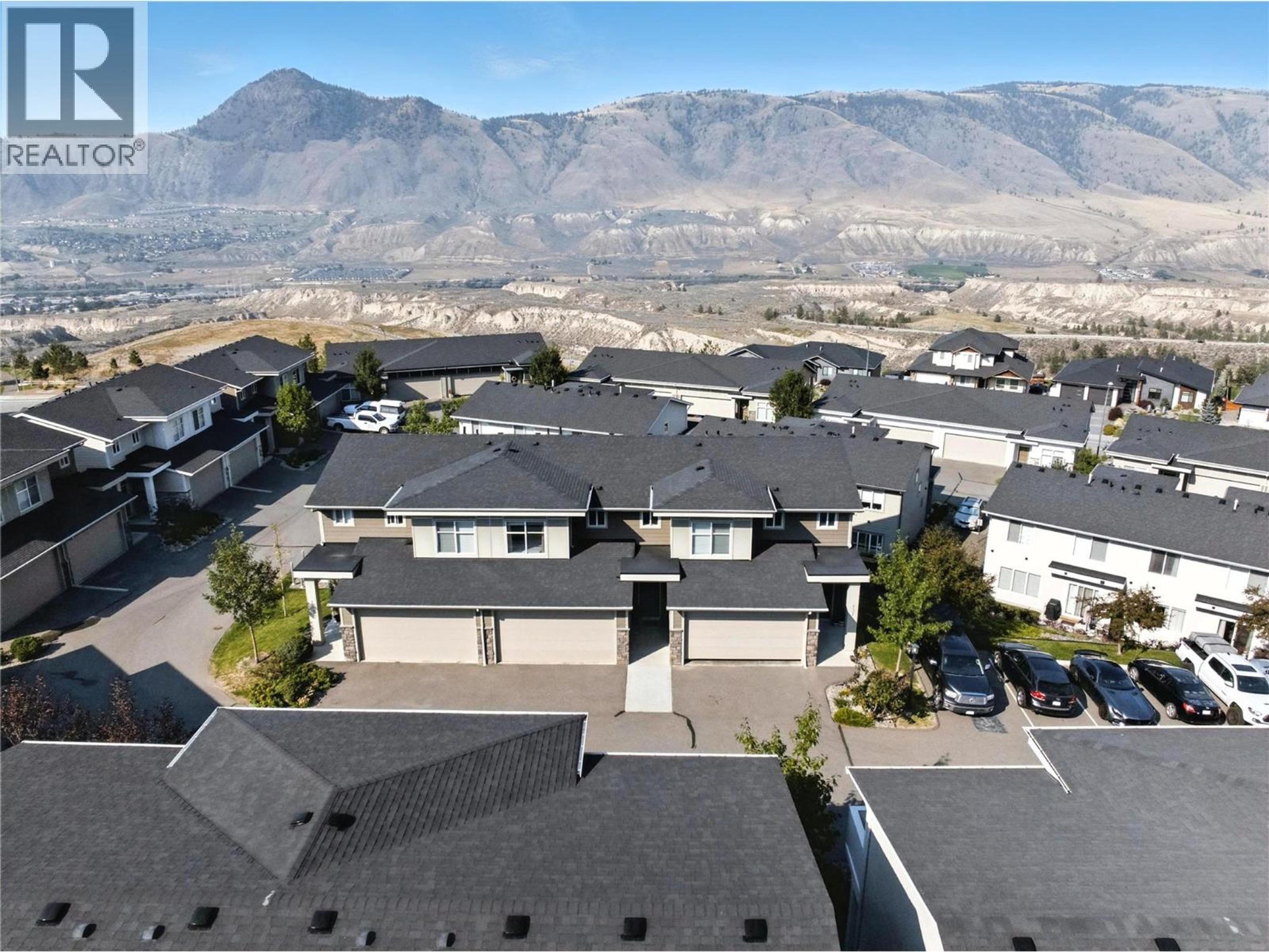 1993 Qu'Appelle Boulevard, Kamloops - Exteriors - Full Complex View, Drone/Aerial View - Photo 2