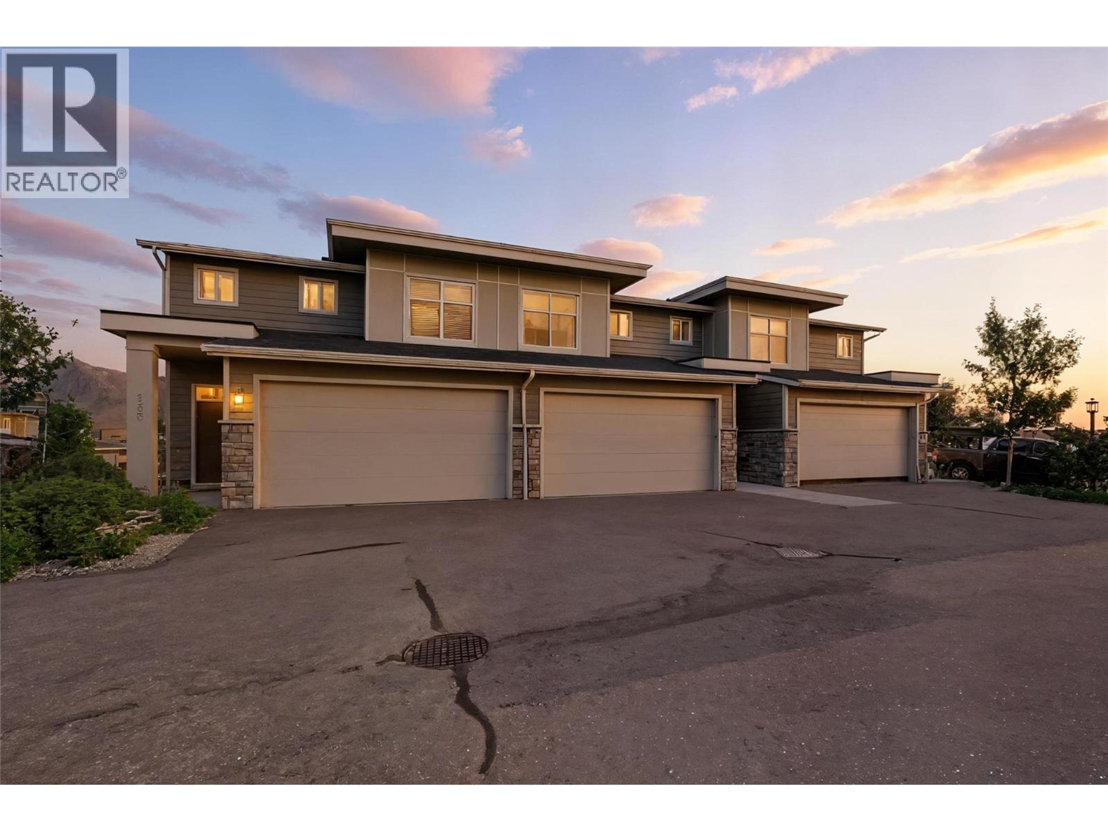 1993 Qu'Appelle Boulevard, Kamloops - Exteriors - Full Complex View - Photo 8