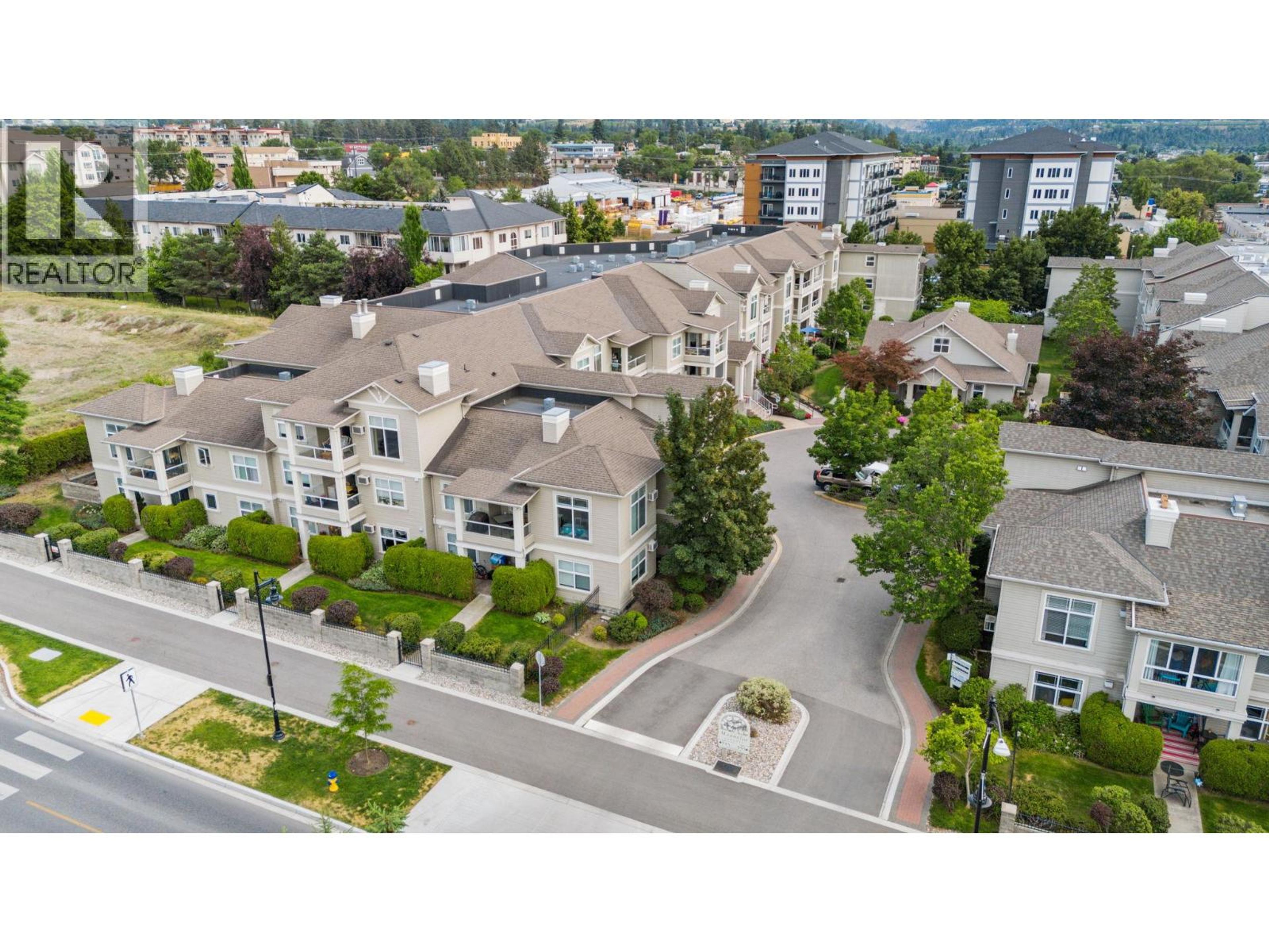 555 Houghton Road, Kelowna - Exteriors - Full Complex View, Drone/Aerial View - Photo 8