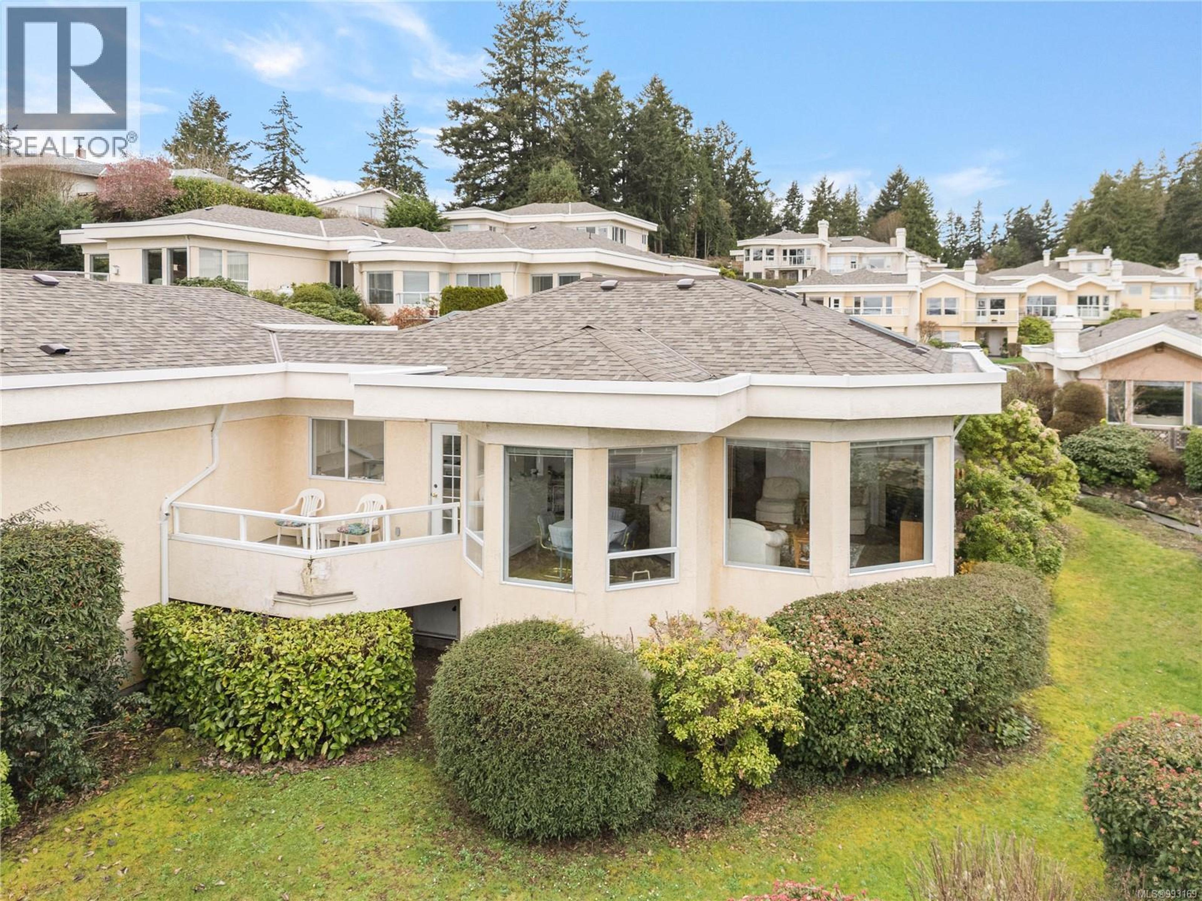 258 Lower Ganges Rd, Salt Spring - Exteriors - Full Complex View - Photo 1