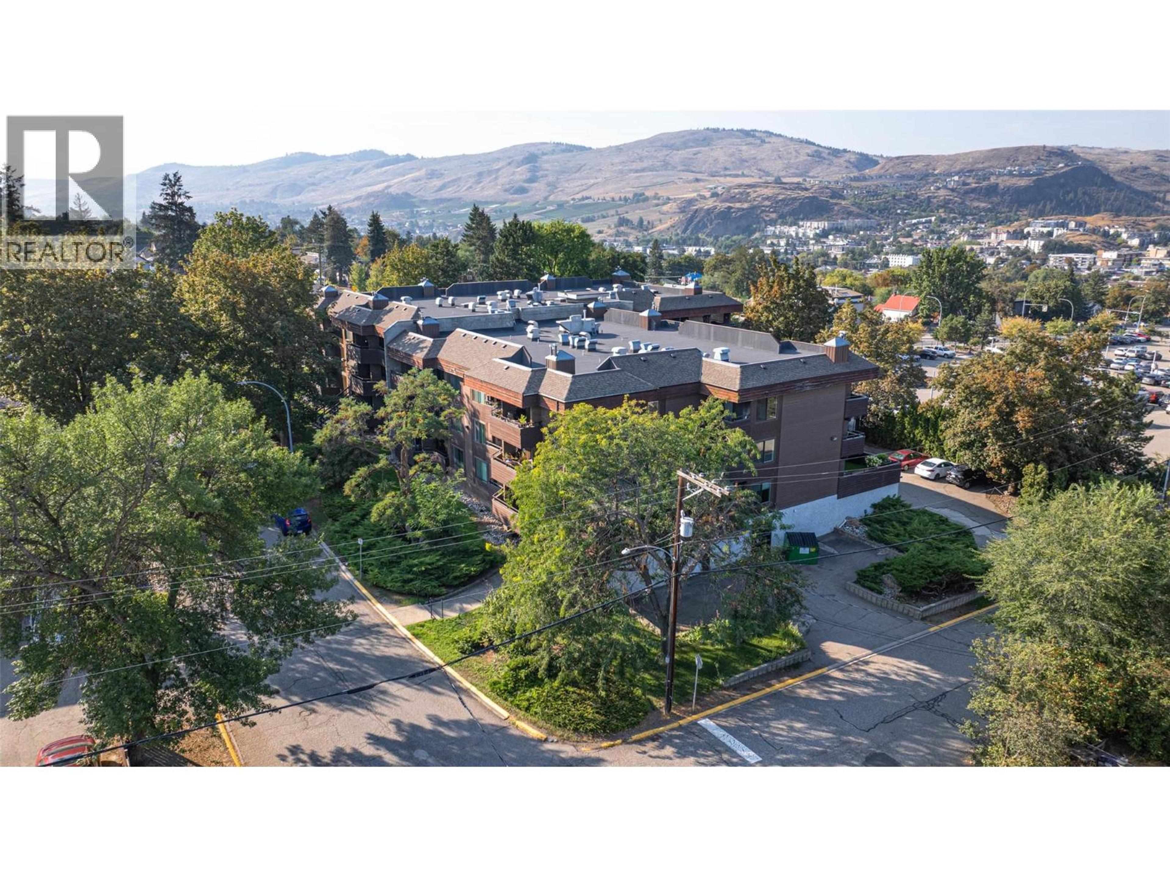 1801 32 Street, Vernon - Exteriors - Full Complex View, Drone/Aerial View - Photo 3