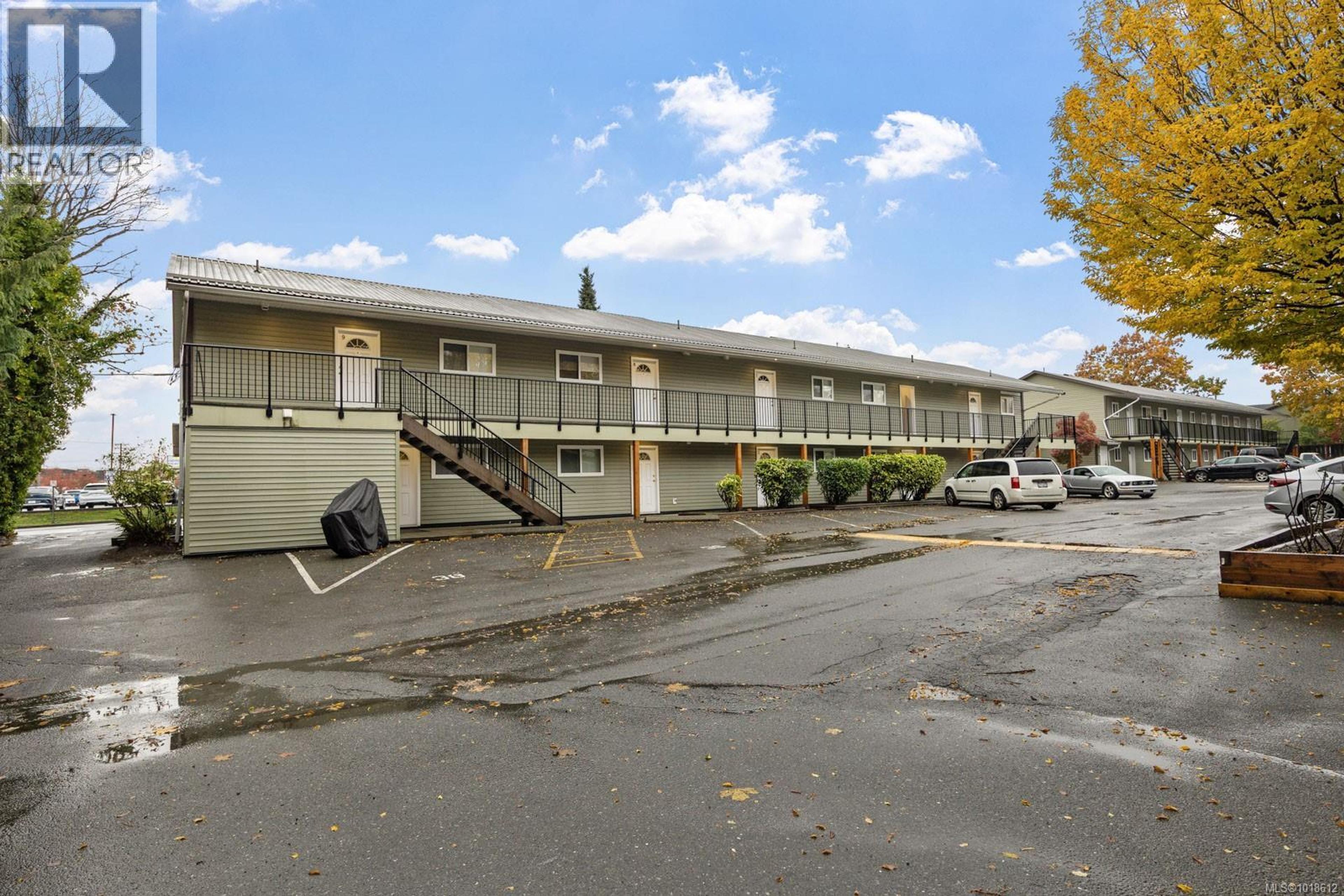 375 21st St, Courtenay - Exteriors - Full Complex View - Photo 1