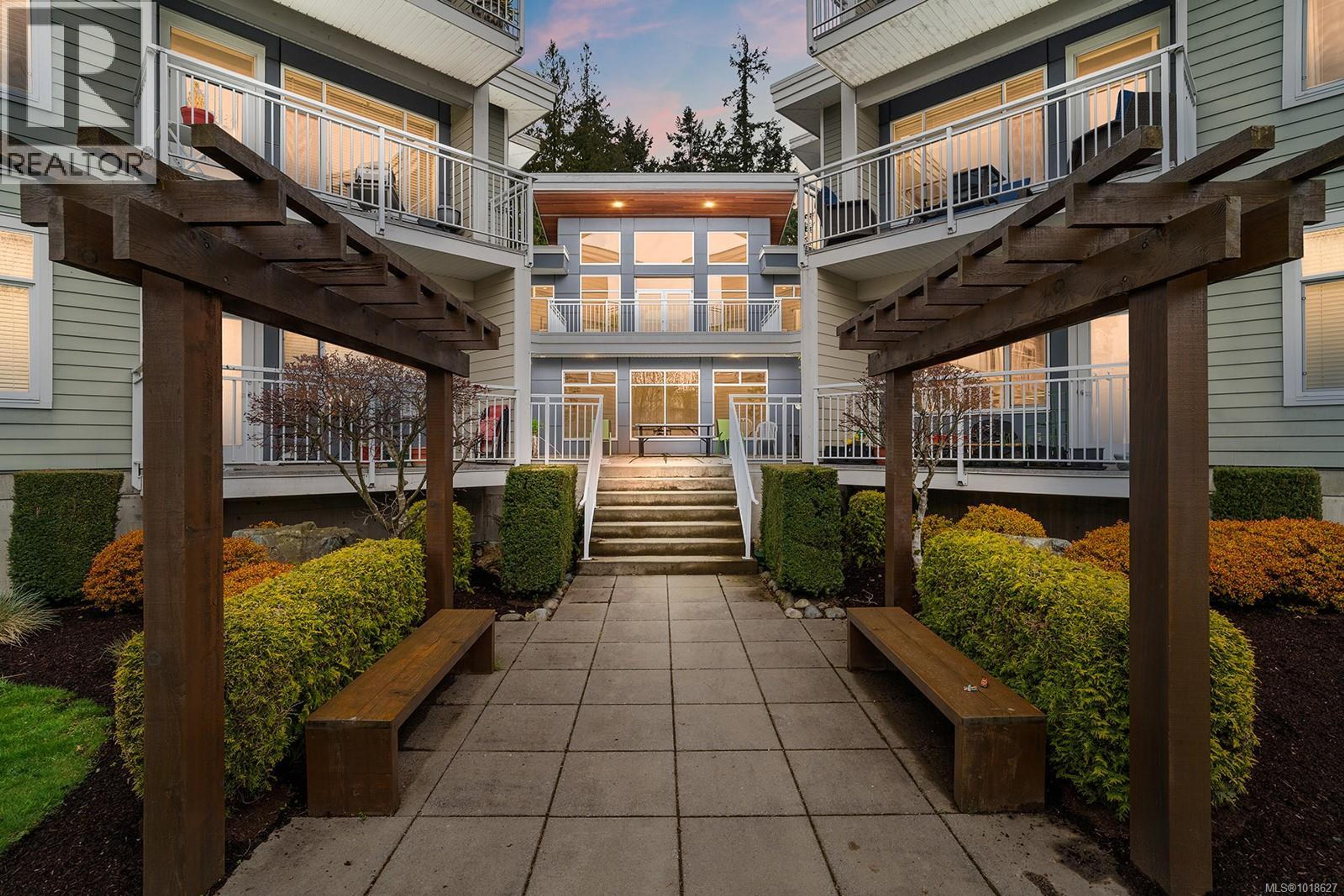 4960 Songbird Pl, Nanaimo - Exteriors - Full Complex View - Photo 7