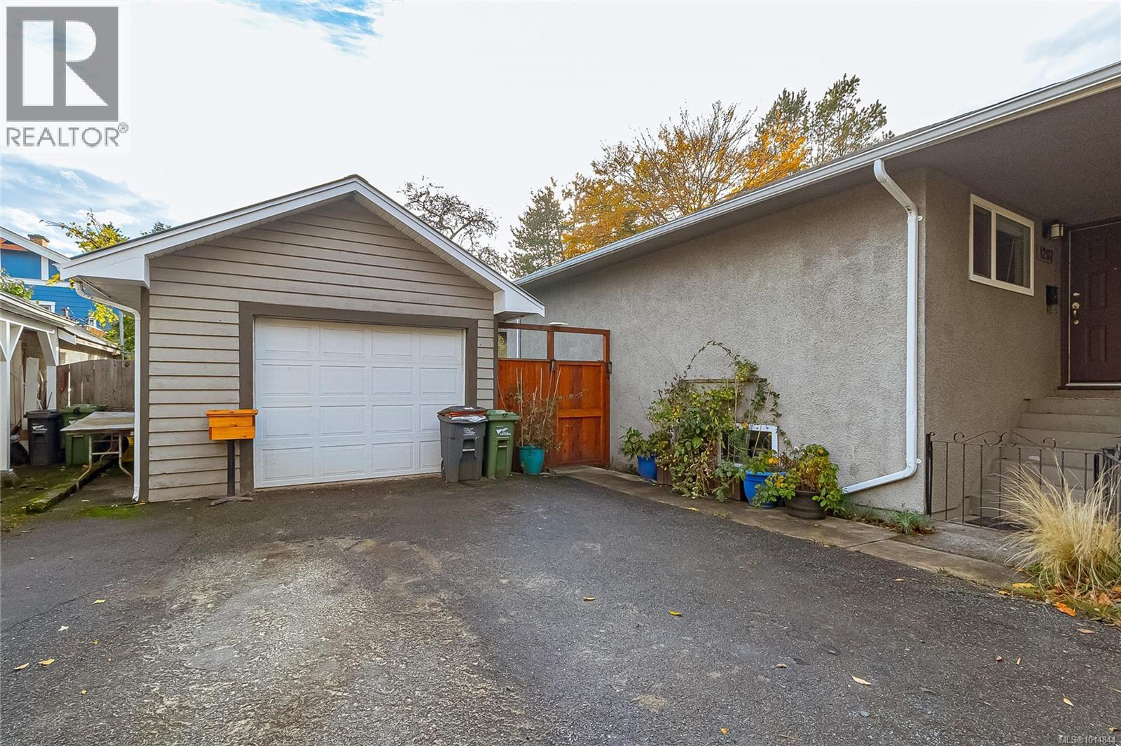 1207 WALNUT ST - Image 3