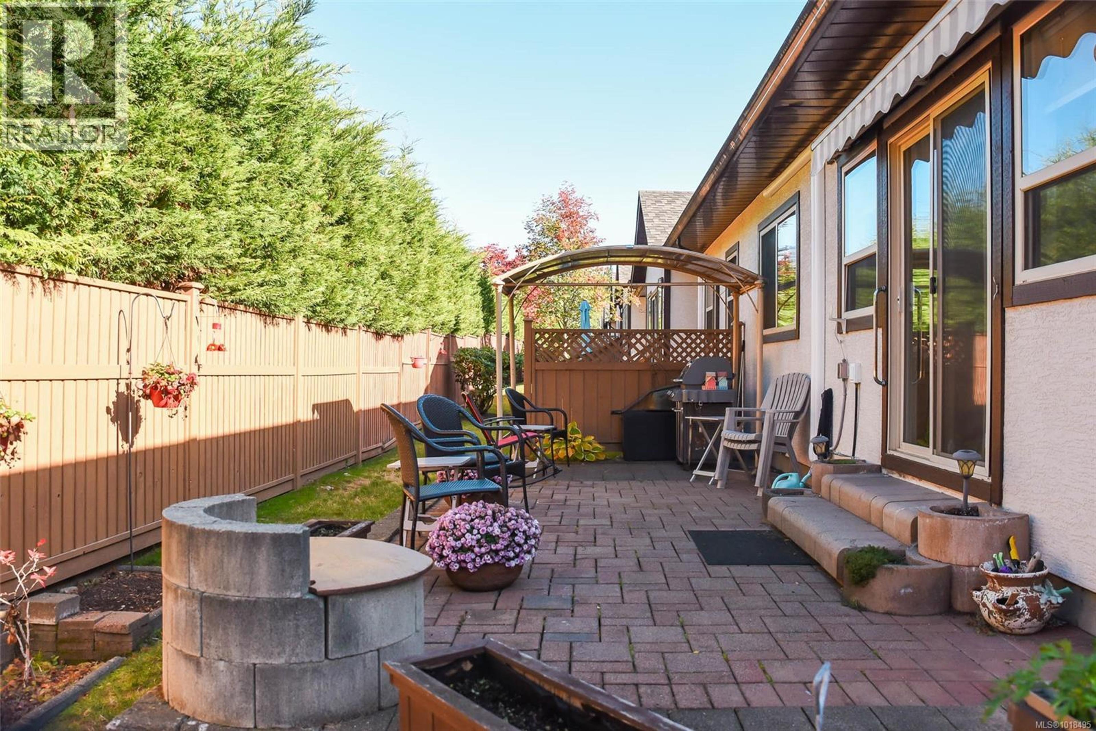 1288 Tunner Dr, Courtenay - Exteriors - Photo 3
