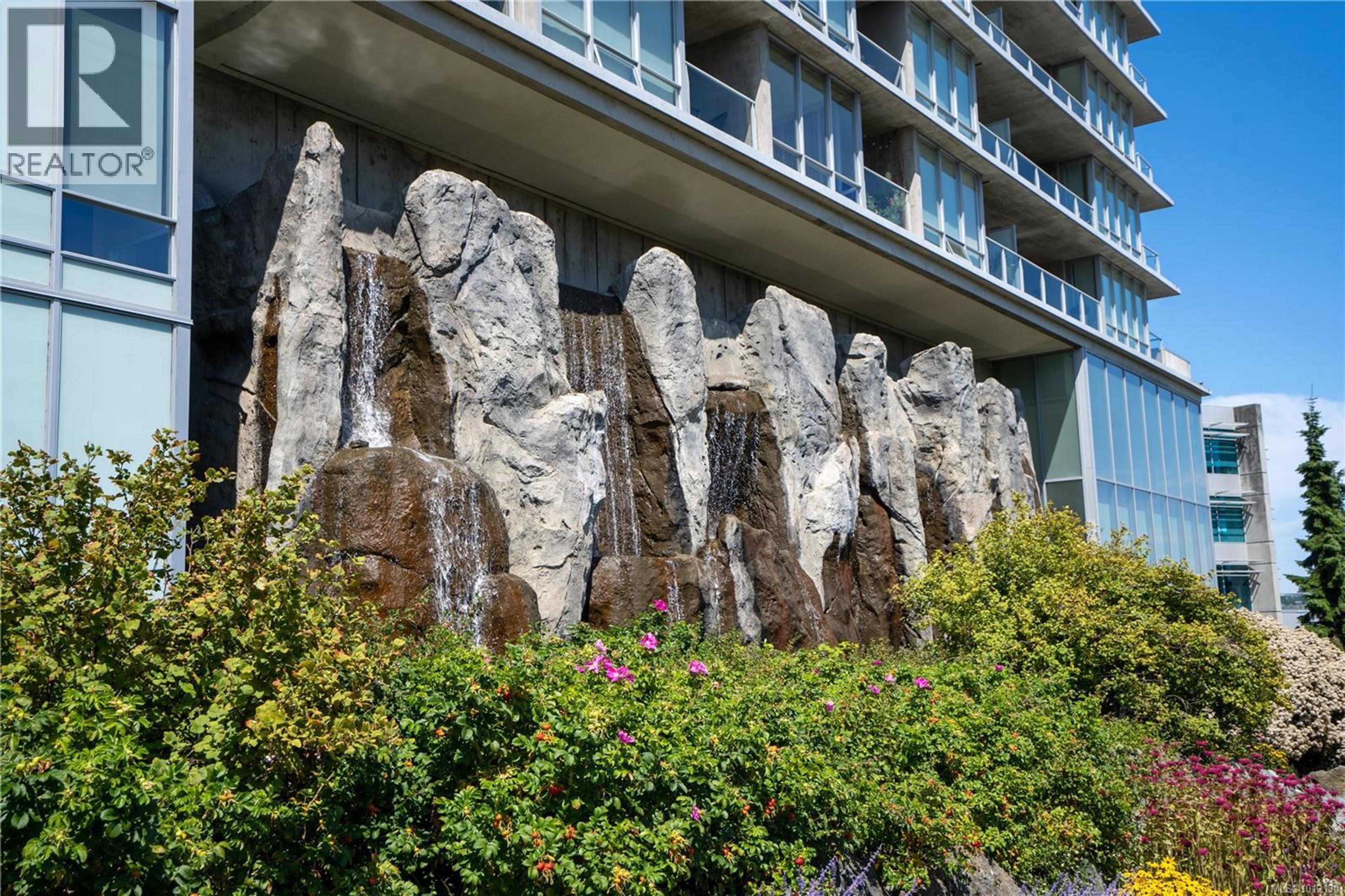 160 Wilson St, Victoria - Exteriors - Photo 5