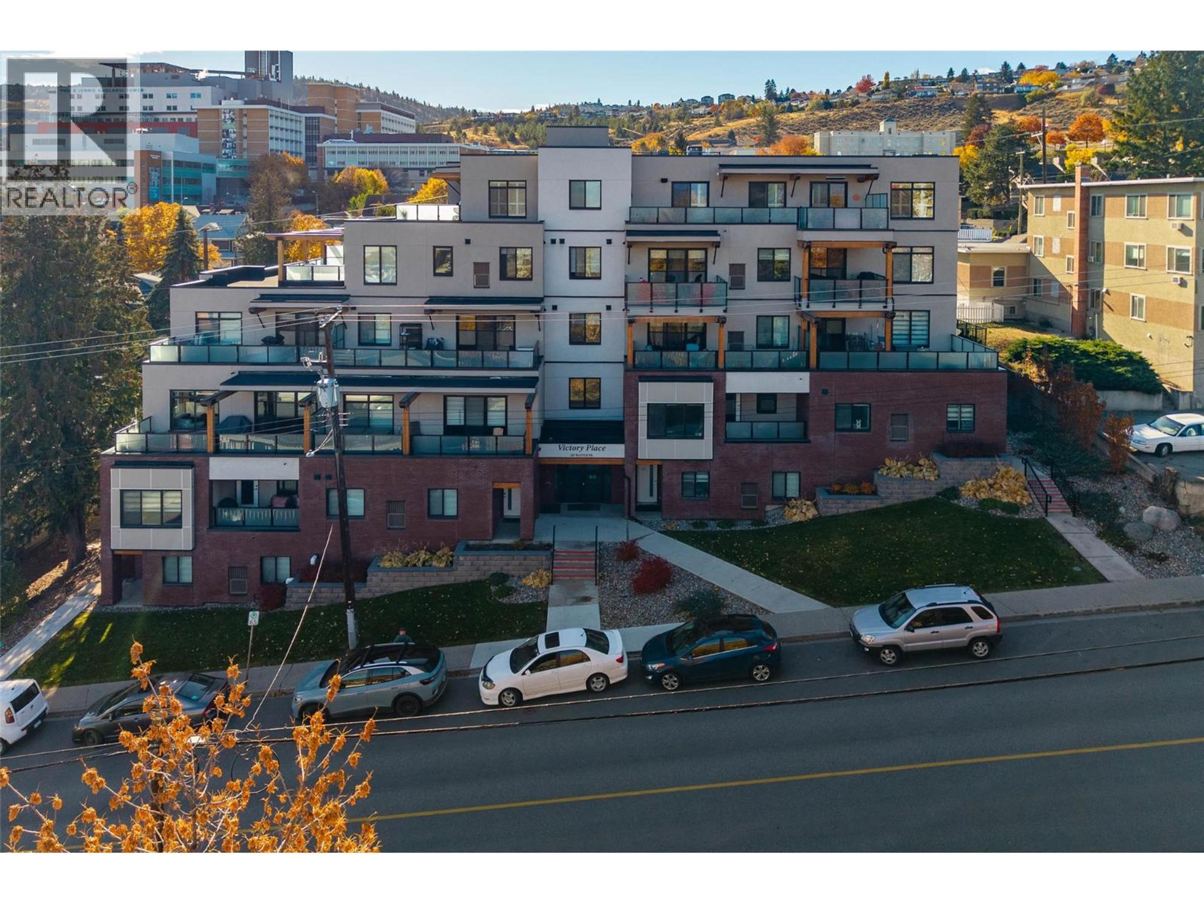 227 BATTLE Street, Kamloops - Exteriors - Full Complex View, Drone/Aerial View - Photo 4