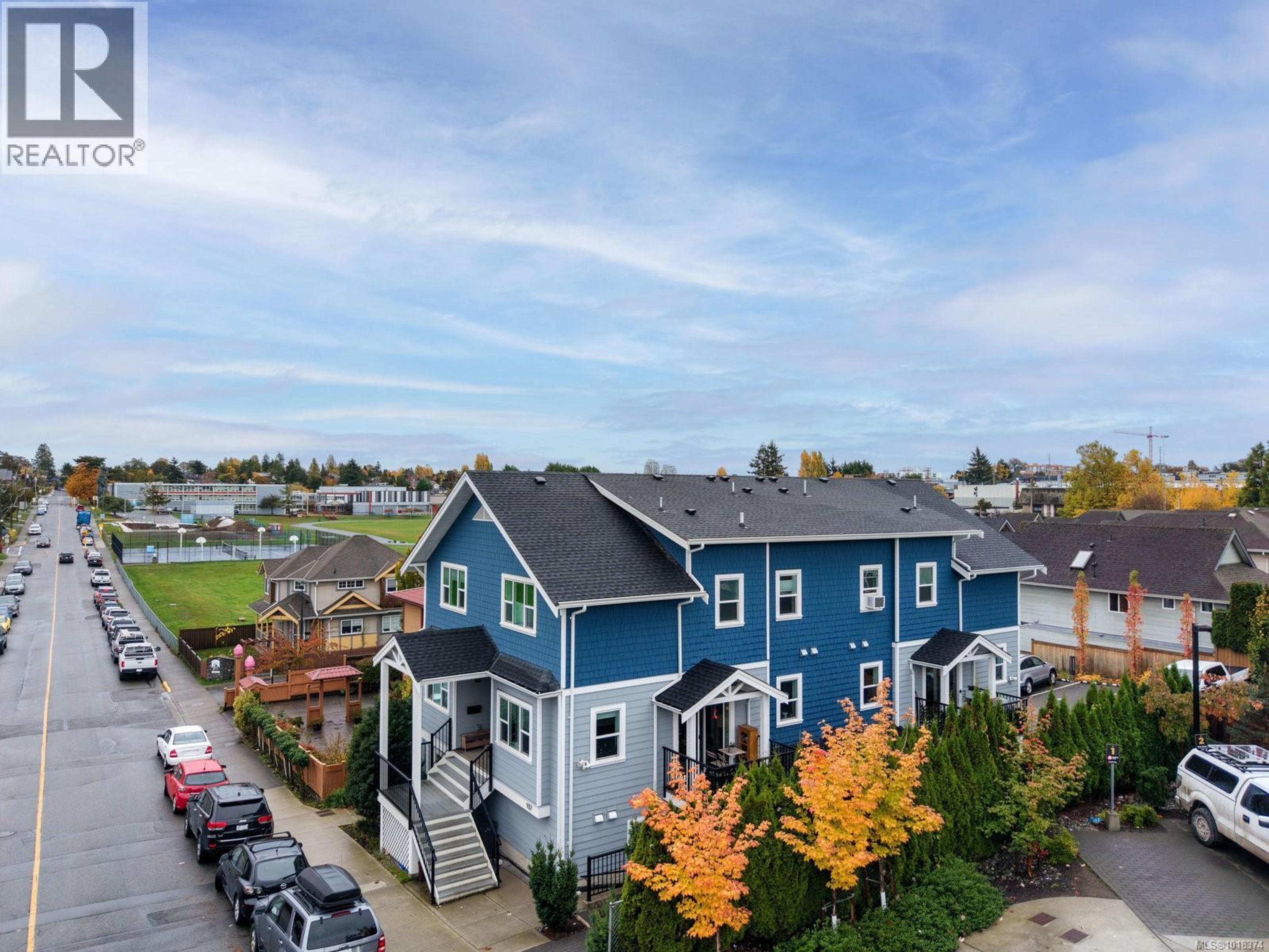 937 Colville Rd, Esquimalt - Exteriors - Full Complex View, Drone/Aerial View - Photo 2