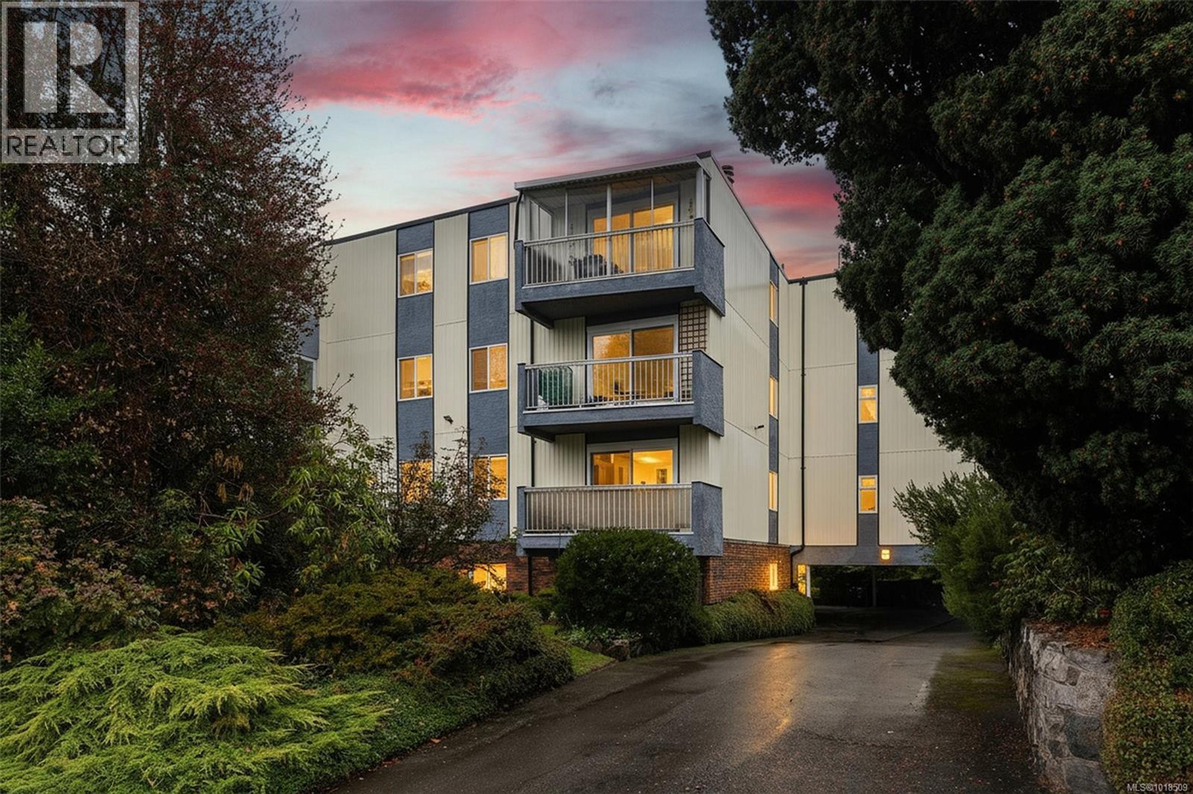 #201 1188 YATES ST - Main Image