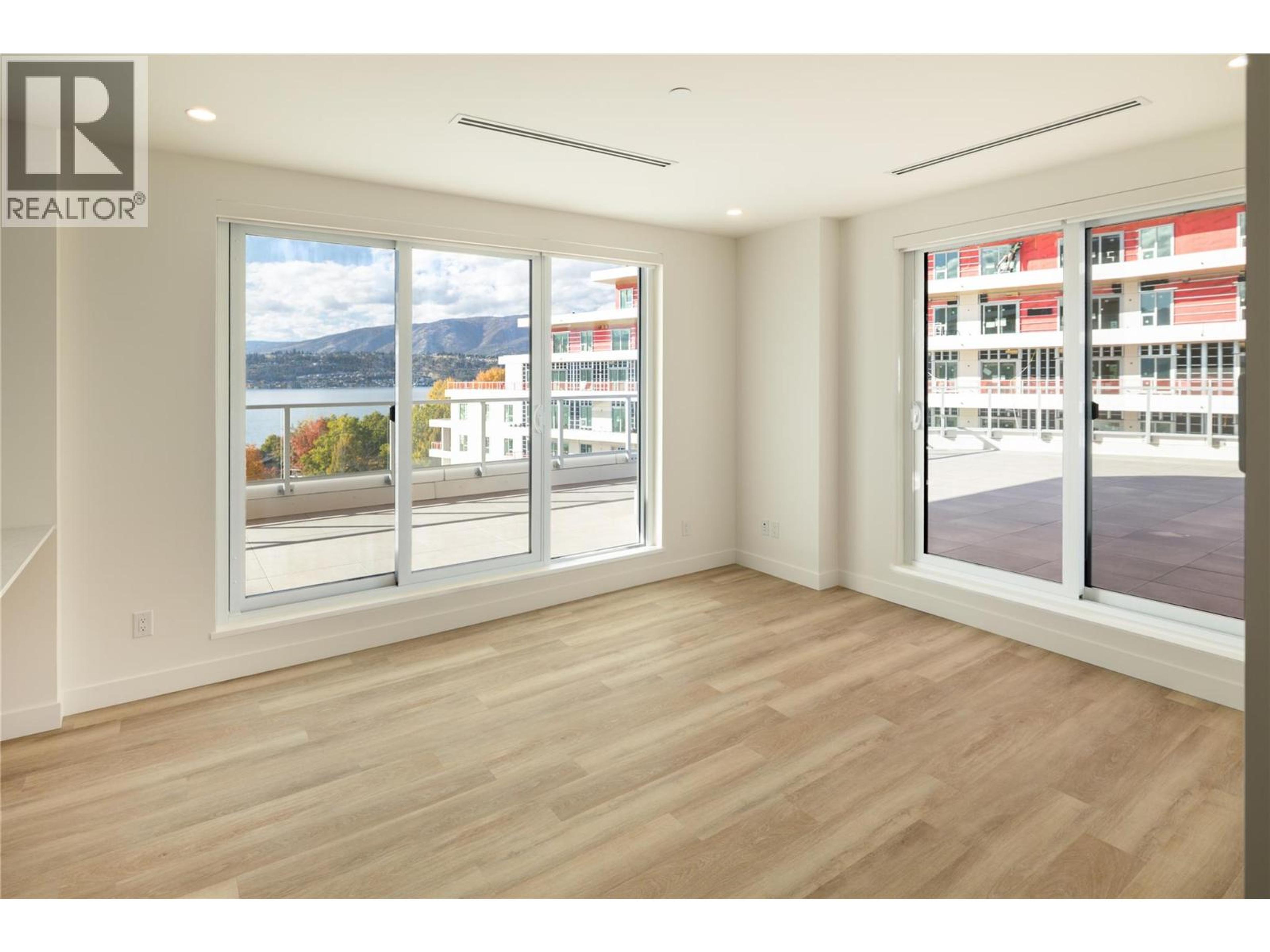 #715 3340 LAKESHORE ROAD - Image 3