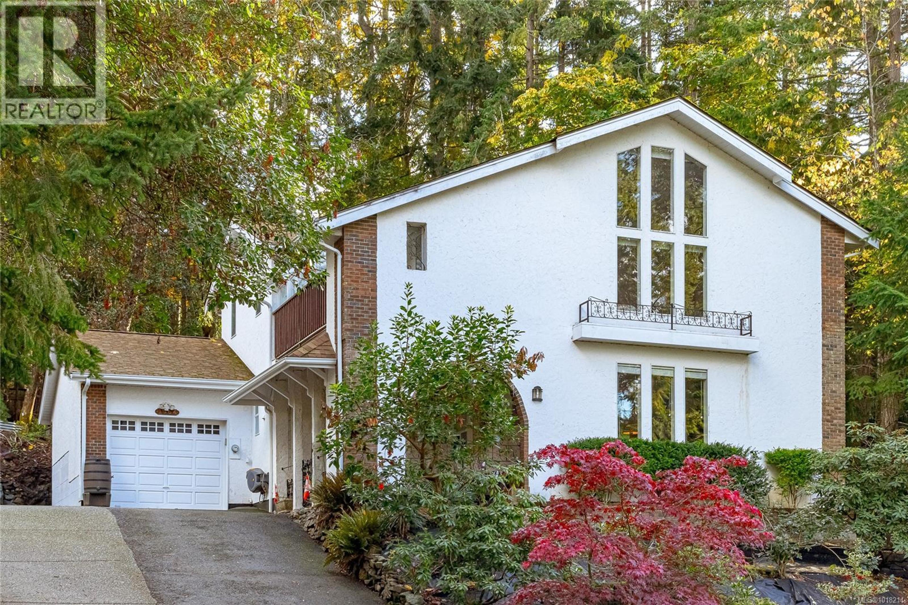 1364 KINGSVIEW RD - Main Image