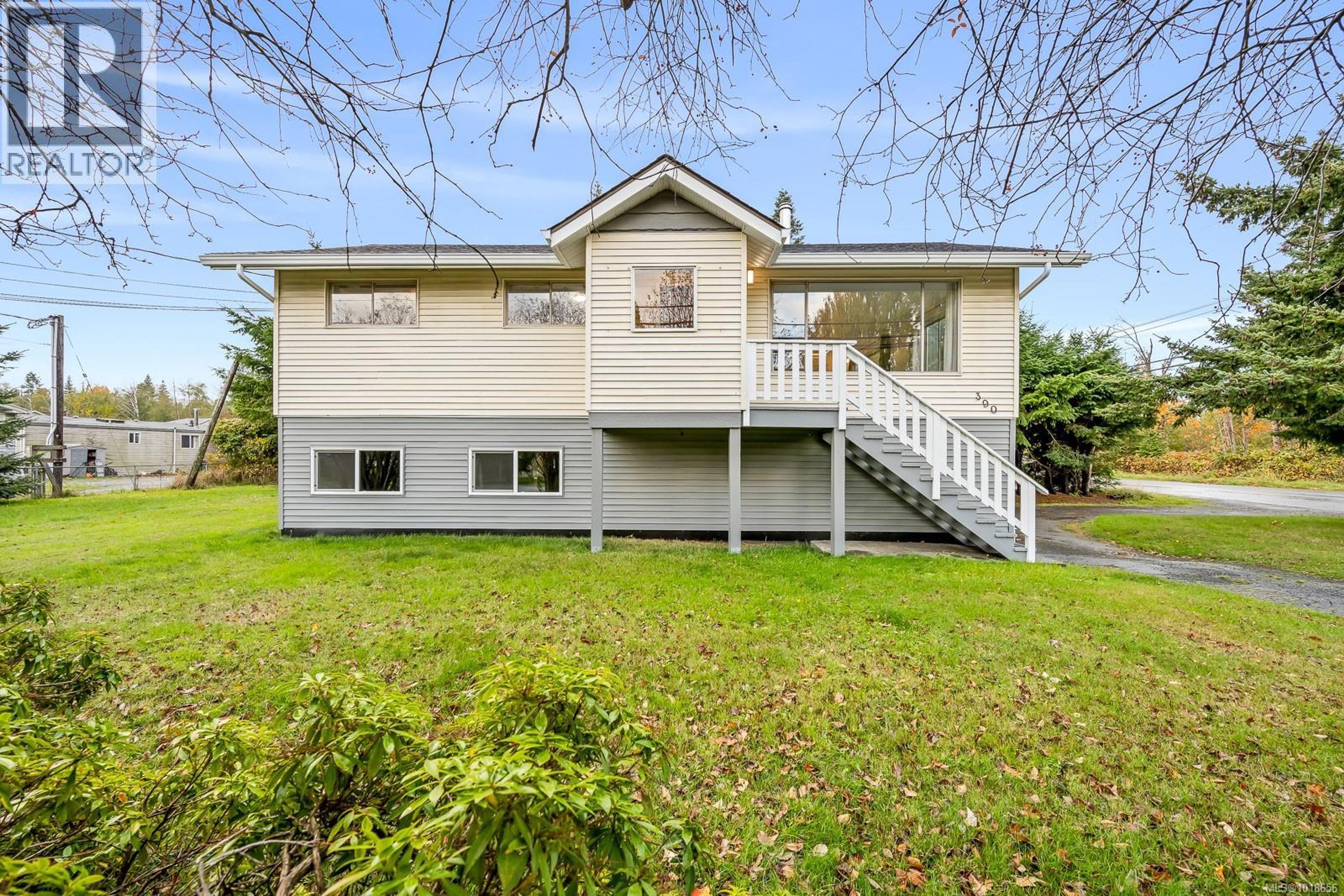 390 PETERSEN RD - Image 2